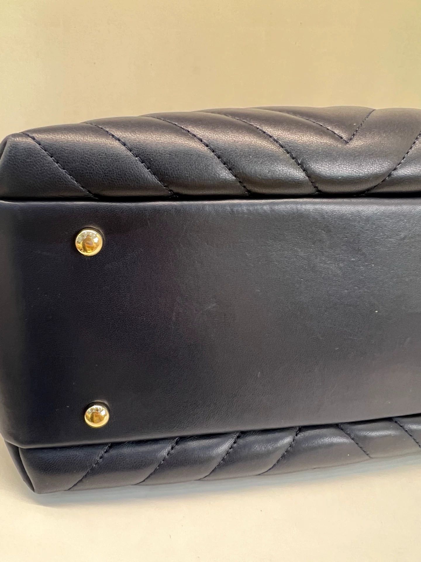 Chanel Pre-loved Bag Very good condition Size ONE SIZE - 6 Thumbnail
