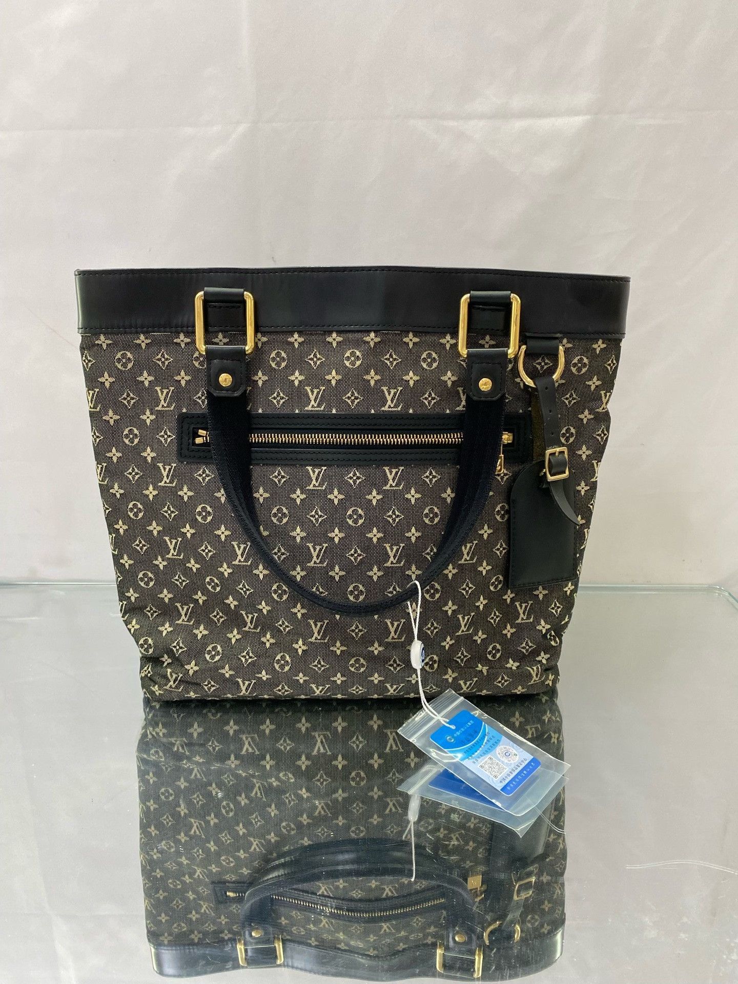 Louis Vuitton Pre-loved Bag Very good condition Size ONE SIZE - 2 Thumbnail