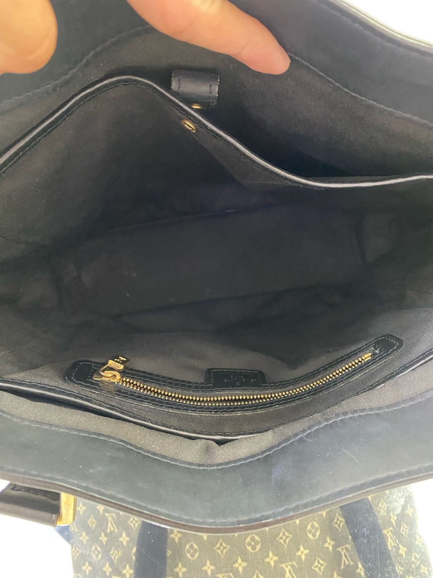 Louis Vuitton Pre-loved Bag Very good condition Size ONE SIZE - 6 Thumbnail