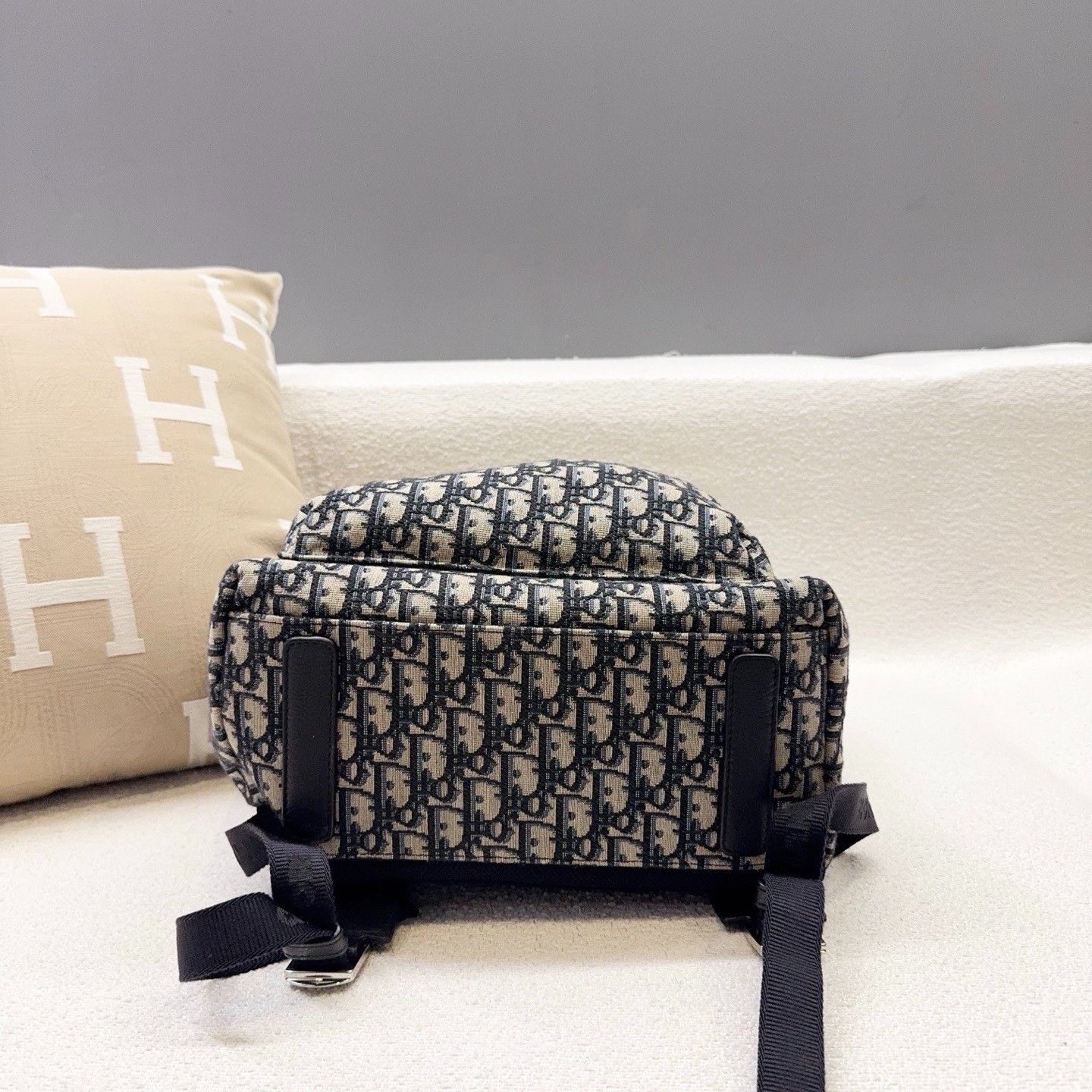 Dior Pre-loved Bag Very good condition Size ONE SIZE - 5 Thumbnail