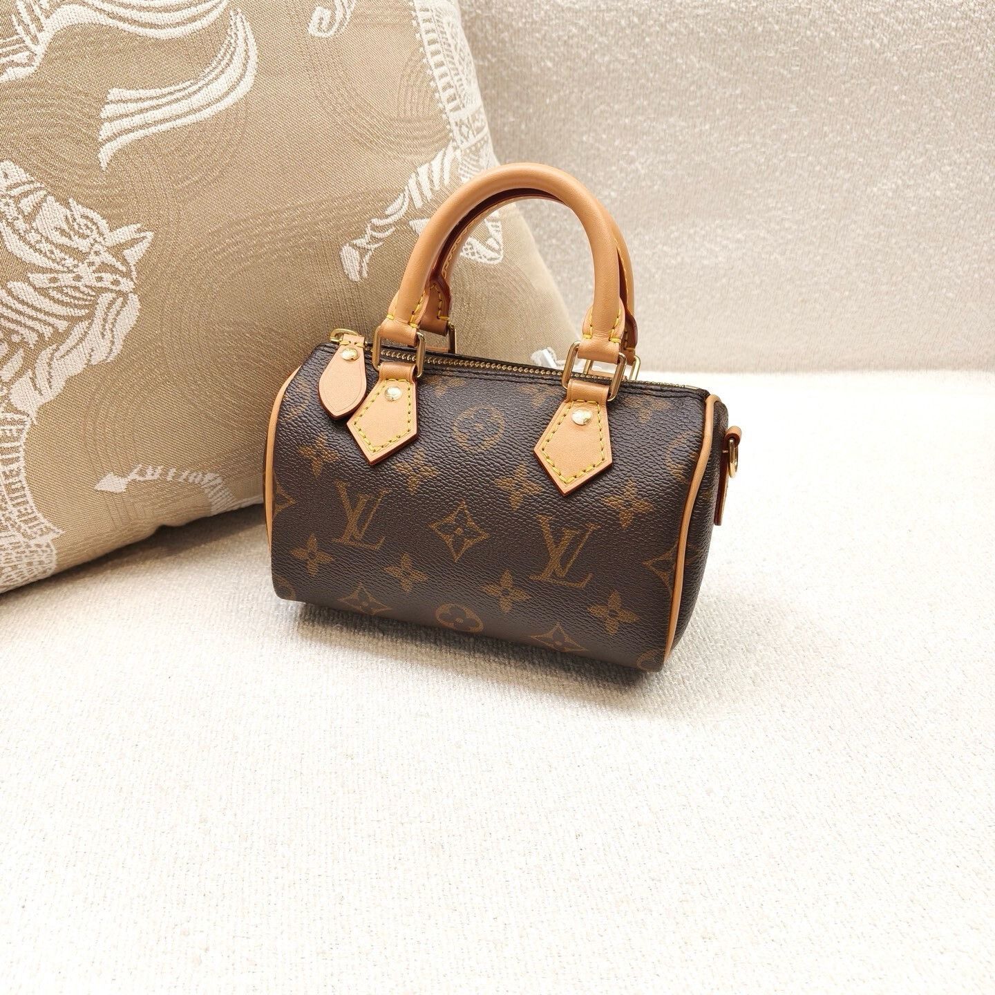 Louis Vuitton Pre-loved Bag Very good condition Size ONE SIZE - 4 Thumbnail