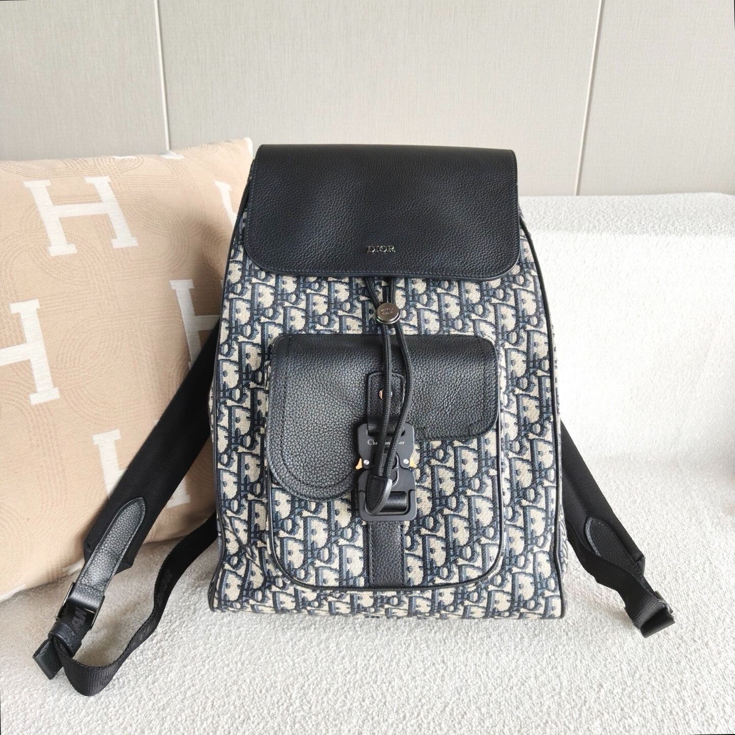 Dior Pre-loved Bag Very good condition Size ONE SIZE - 2 Thumbnail