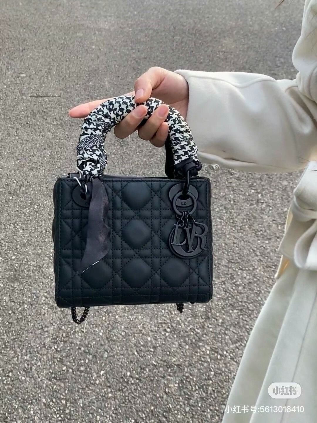 Dior Pre-loved Bag Very good condition Size ONE SIZE - 9 Thumbnail
