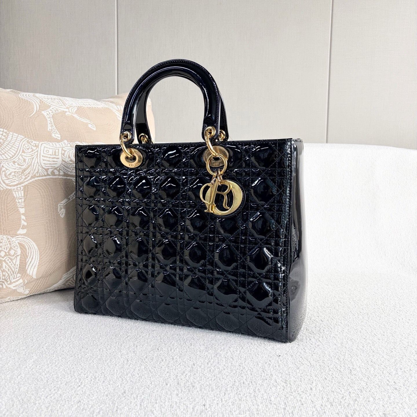 Dior Pre-loved Bag Very good condition Size ONE SIZE - 4 Thumbnail