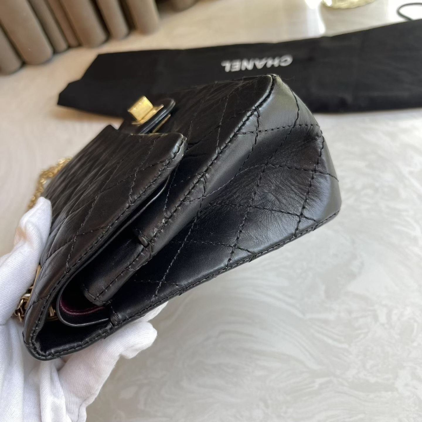 Chanel Pre-loved Bag Very good condition Size ONE SIZE - 5 Thumbnail