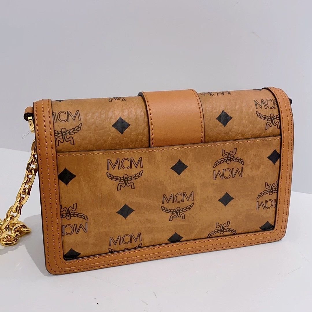 MCM Pre-loved Bag Very good condition Size ONE SIZE - 3 Thumbnail