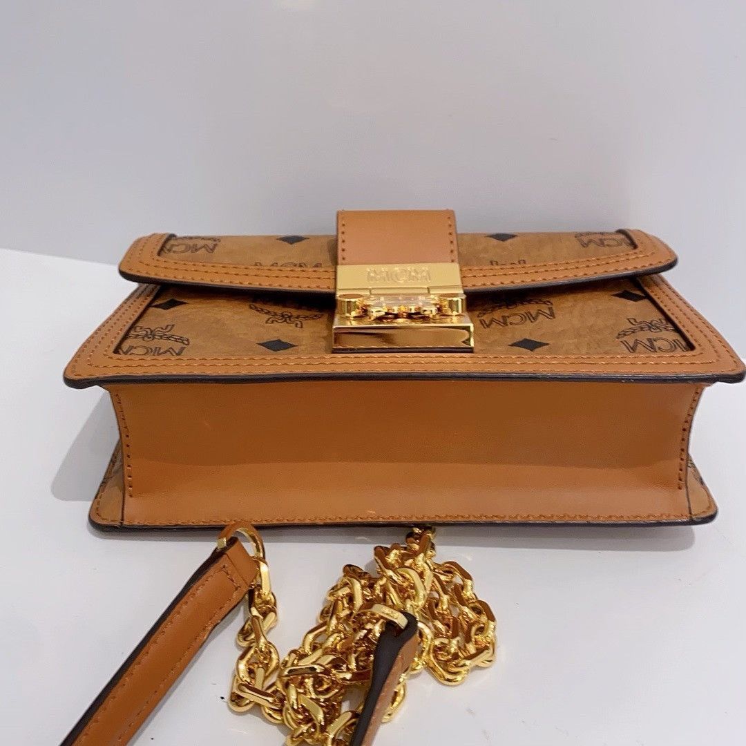 MCM Pre-loved Bag Very good condition Size ONE SIZE - 5 Thumbnail