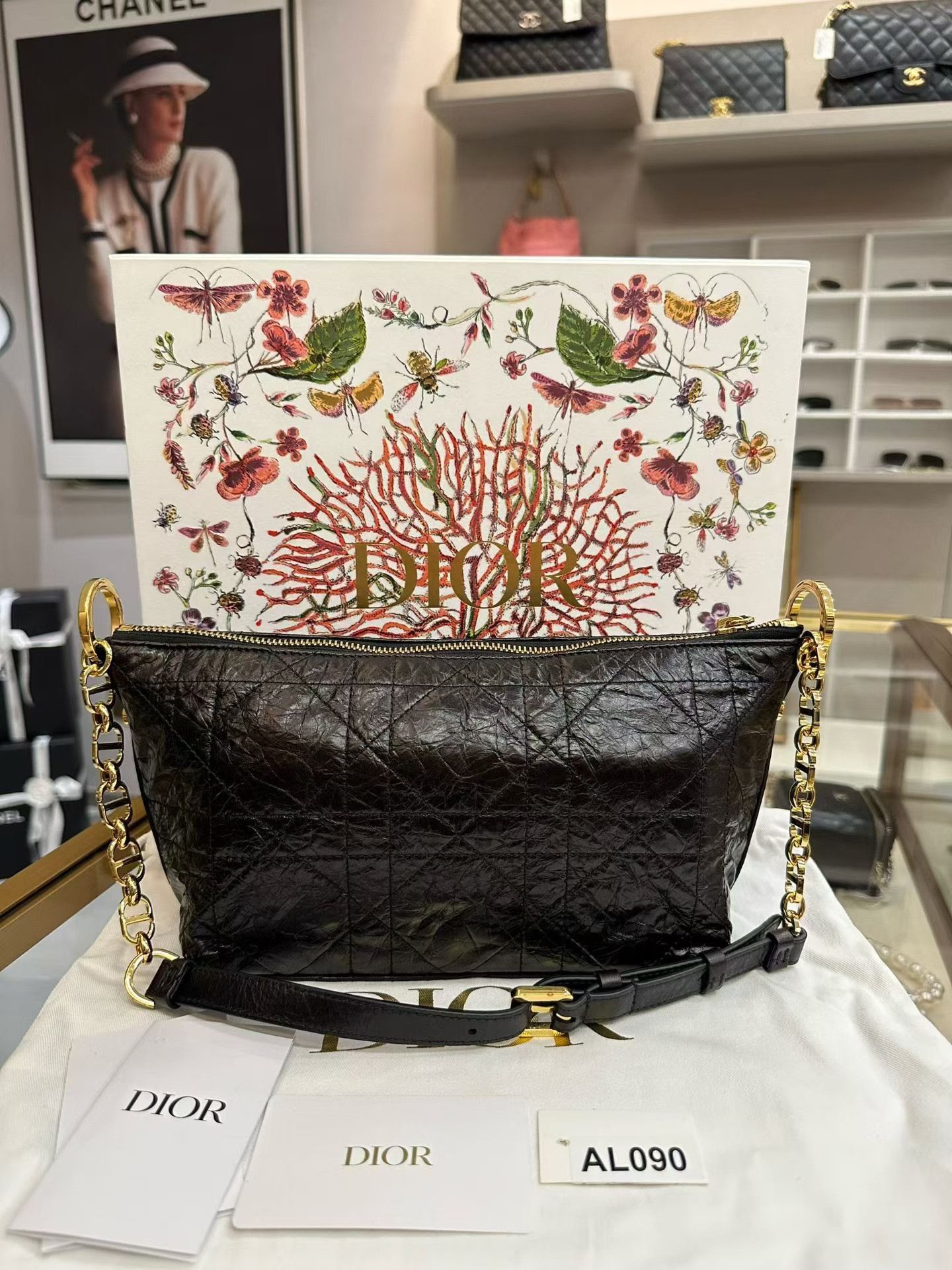 Dior Pre-loved Bag Very good condition Size ONE SIZE - 2 Thumbnail