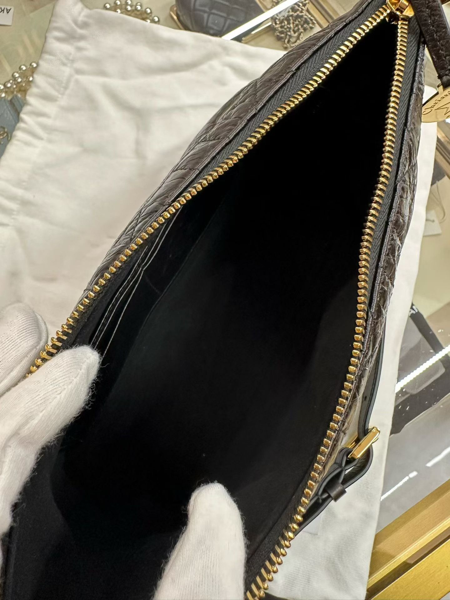 Dior Pre-loved Bag Very good condition Size ONE SIZE - 8 Thumbnail