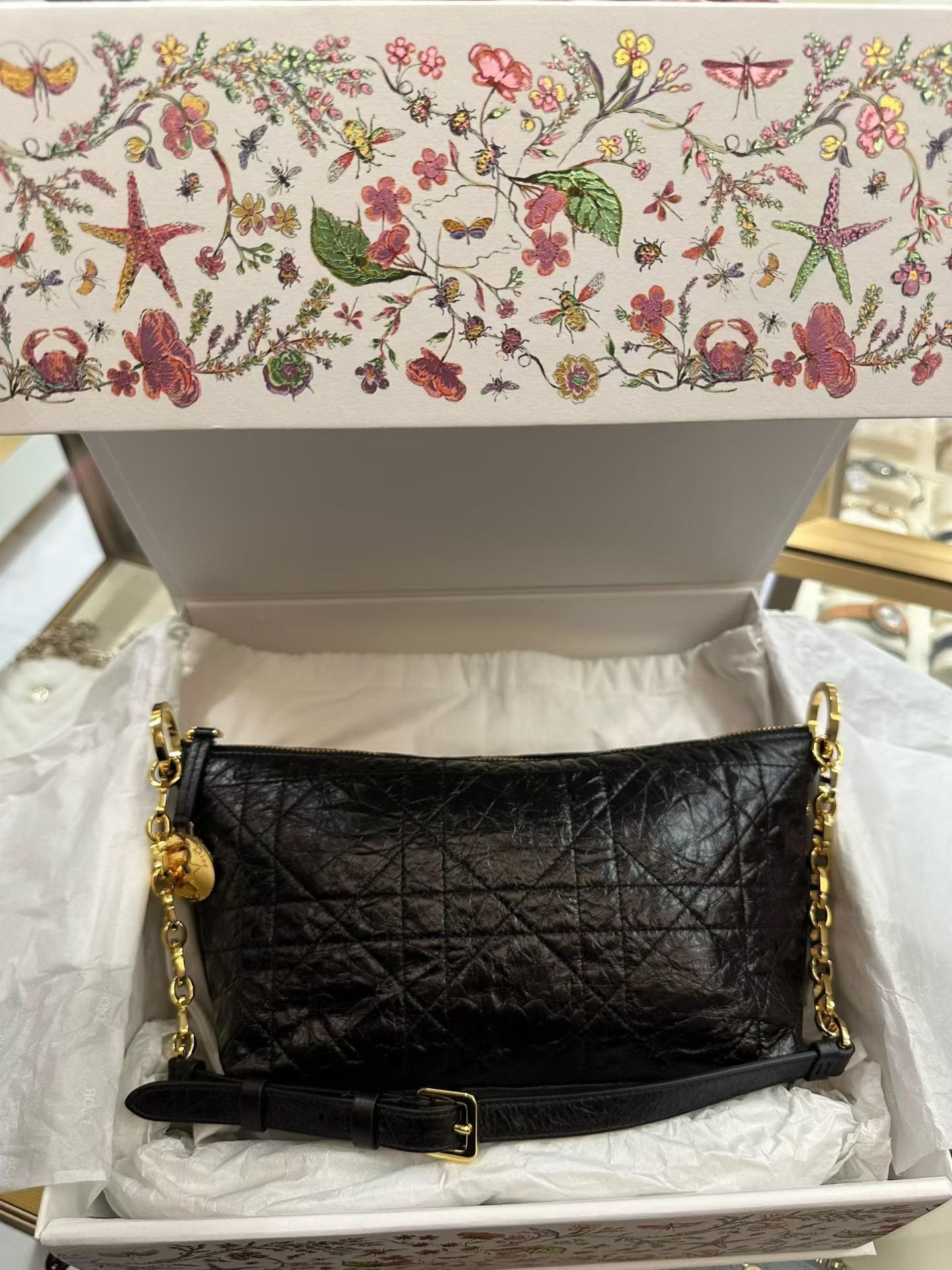 Dior Pre-loved Bag Very good condition Size ONE SIZE - 9 Thumbnail