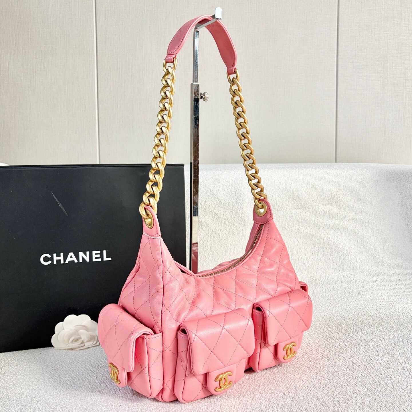 Chanel Pre-loved Bag Very good condition Size ONE SIZE - 6 Thumbnail