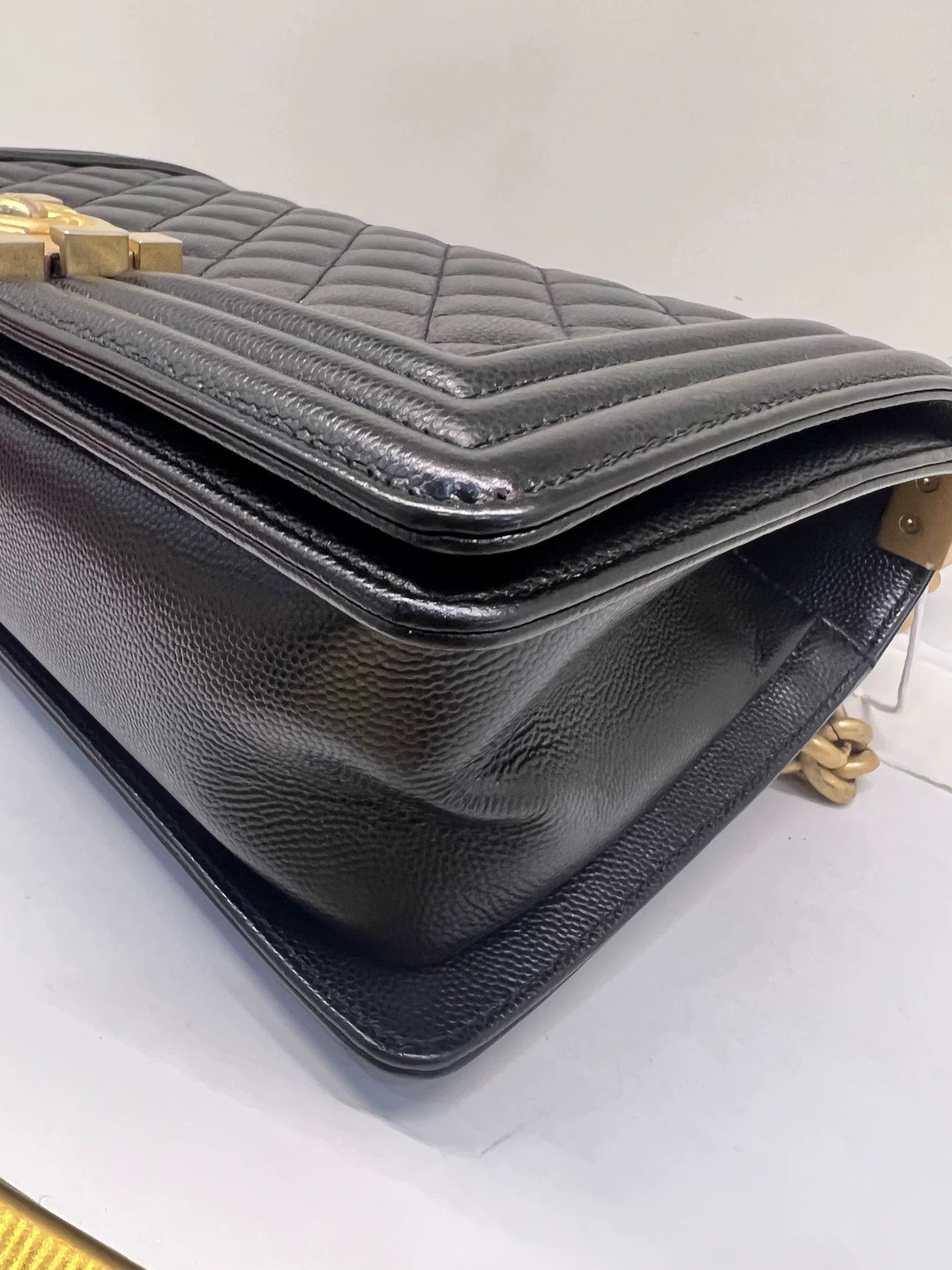 Chanel Pre-loved Bag Very good condition Size ONE SIZE - 3 Thumbnail