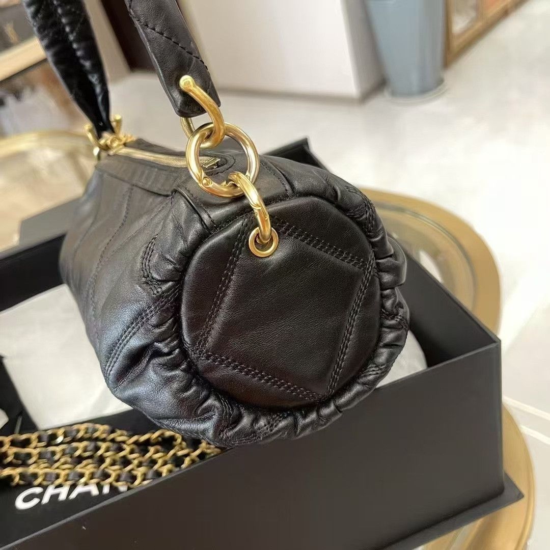 Chanel Pre-loved Bag Very good condition Size ONE SIZE - 5 Thumbnail