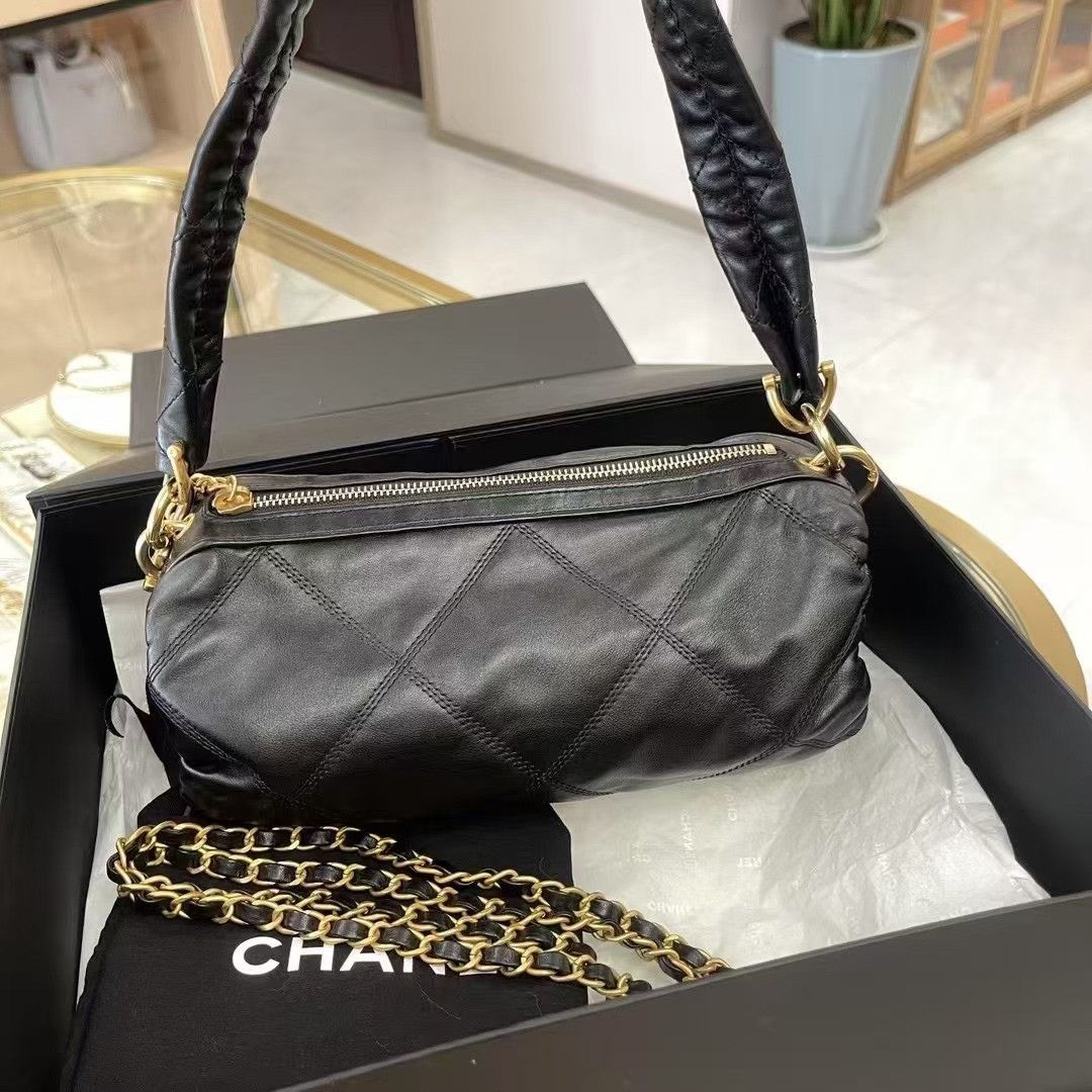 Chanel Pre-loved Bag Very good condition Size ONE SIZE - 4 Thumbnail