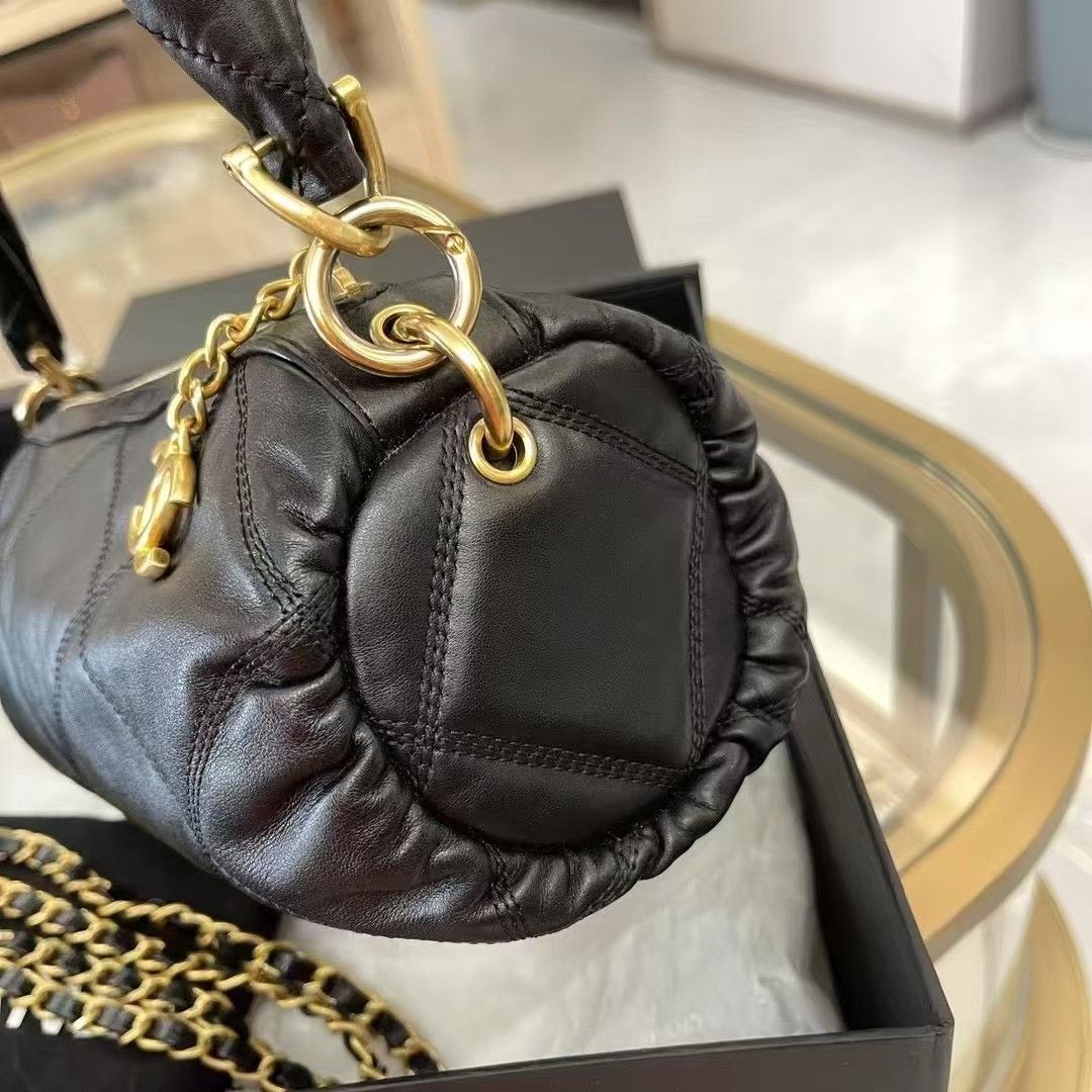 Chanel Pre-loved Bag Very good condition Size ONE SIZE - 3 Thumbnail