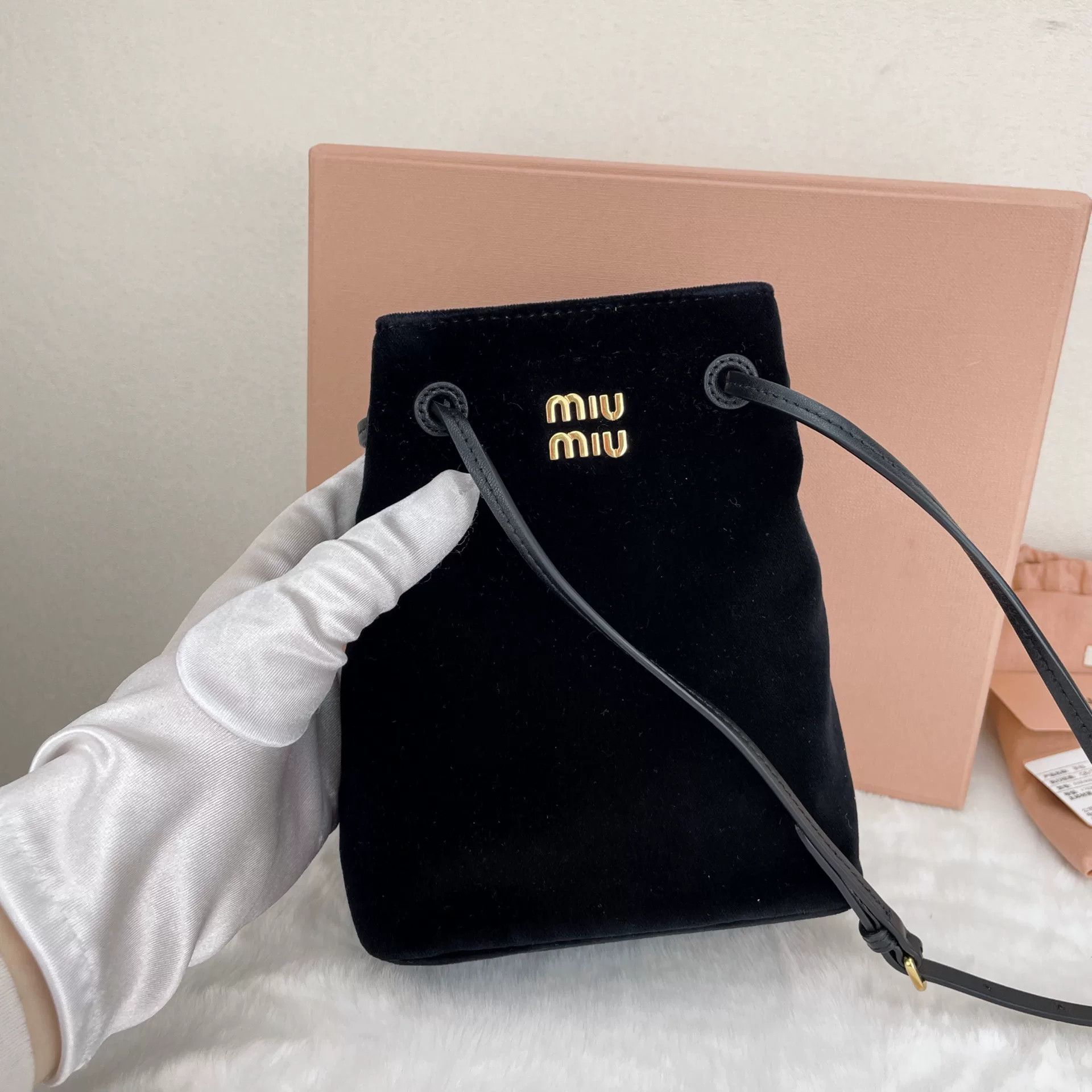 Miu Miu Pre-loved Bag Very good condition Size ONE SIZE - 7 Thumbnail