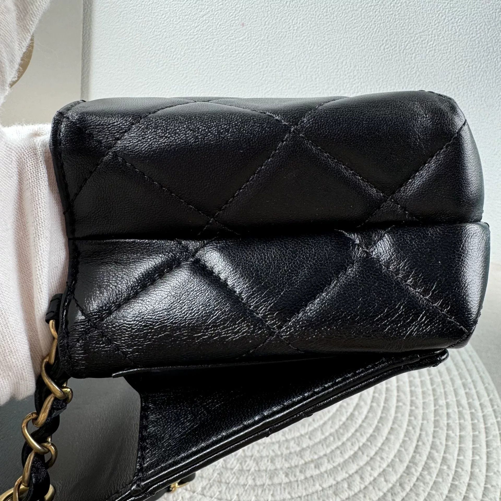 Chanel Pre-loved Bag Very good condition Size ONE SIZE - 4 Thumbnail