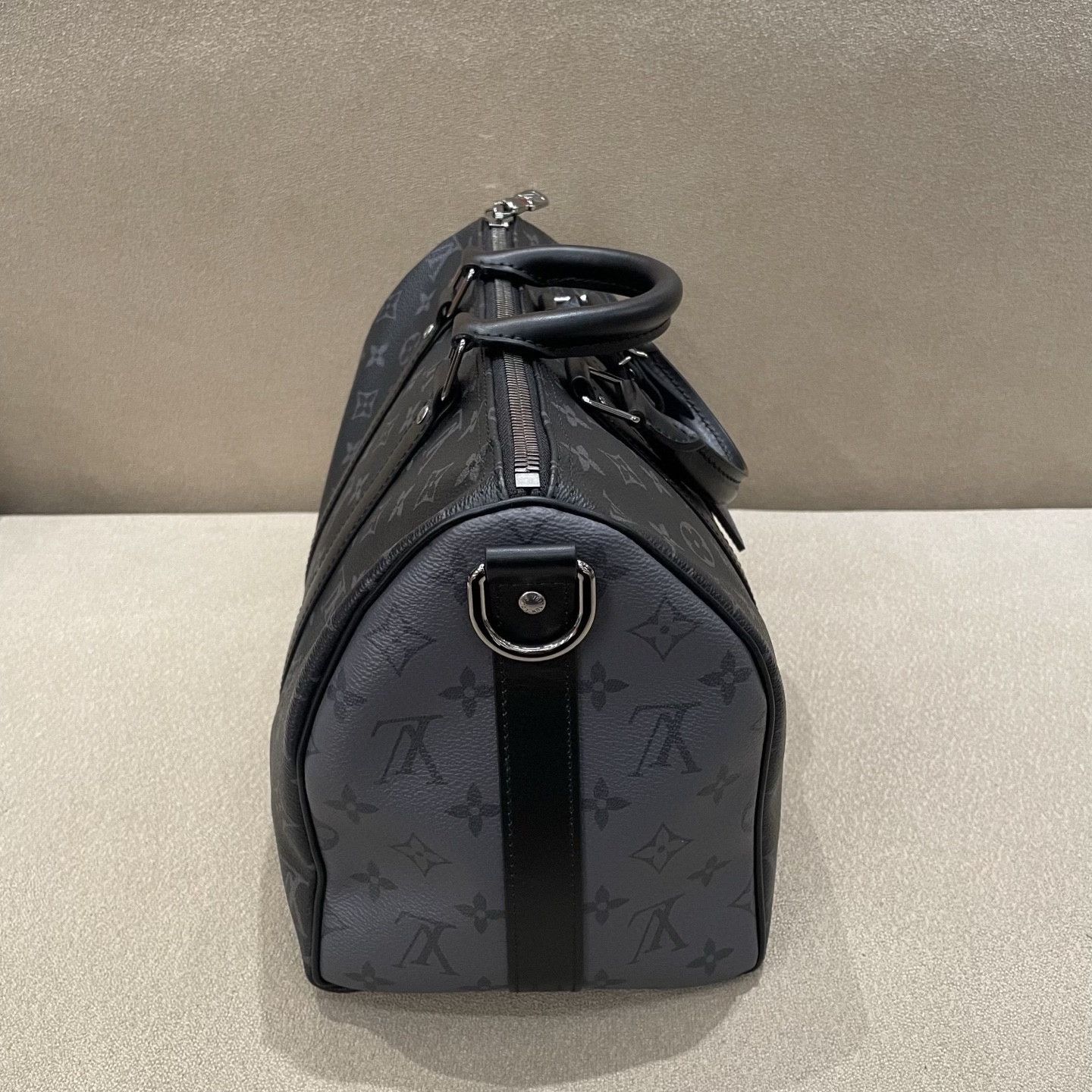 Louis Vuitton Pre-loved Bag Very good condition Size ONE SIZE - 5 Thumbnail