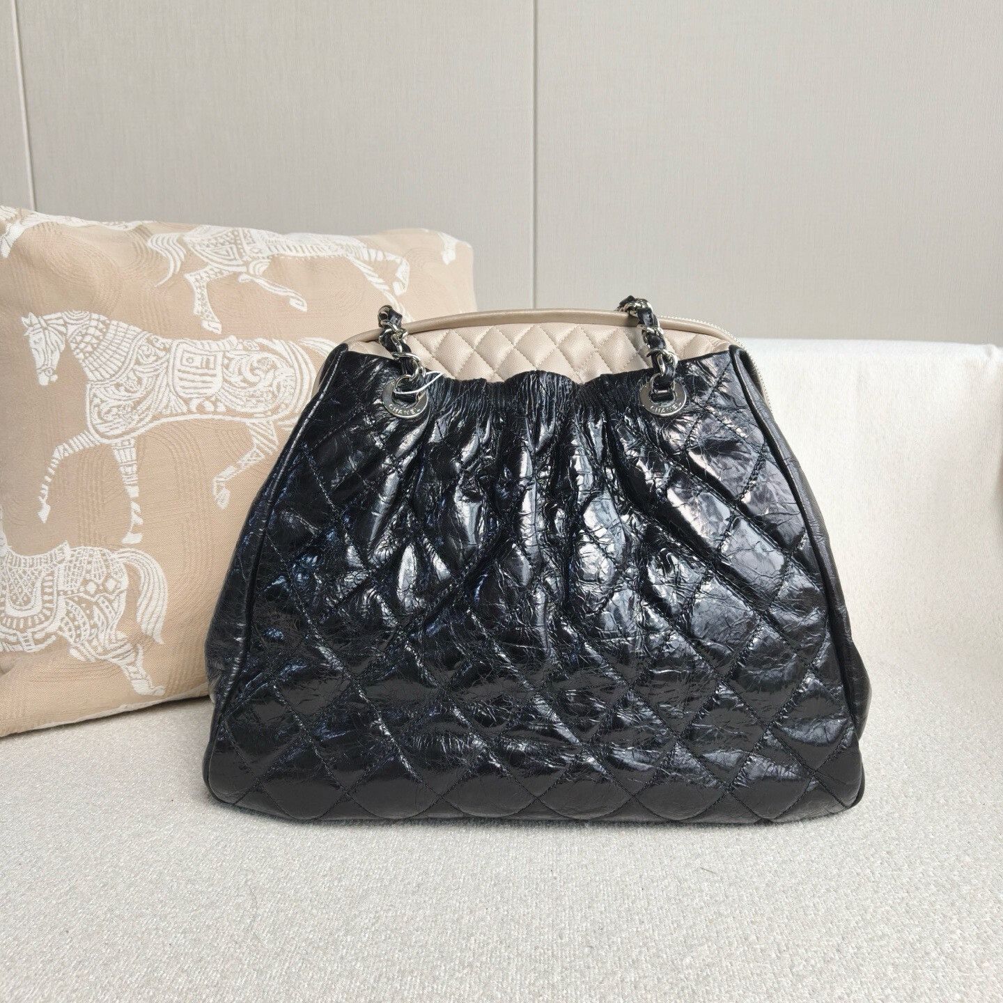 Chanel Pre-loved Bag Very good condition Size ONE SIZE - 2 Thumbnail