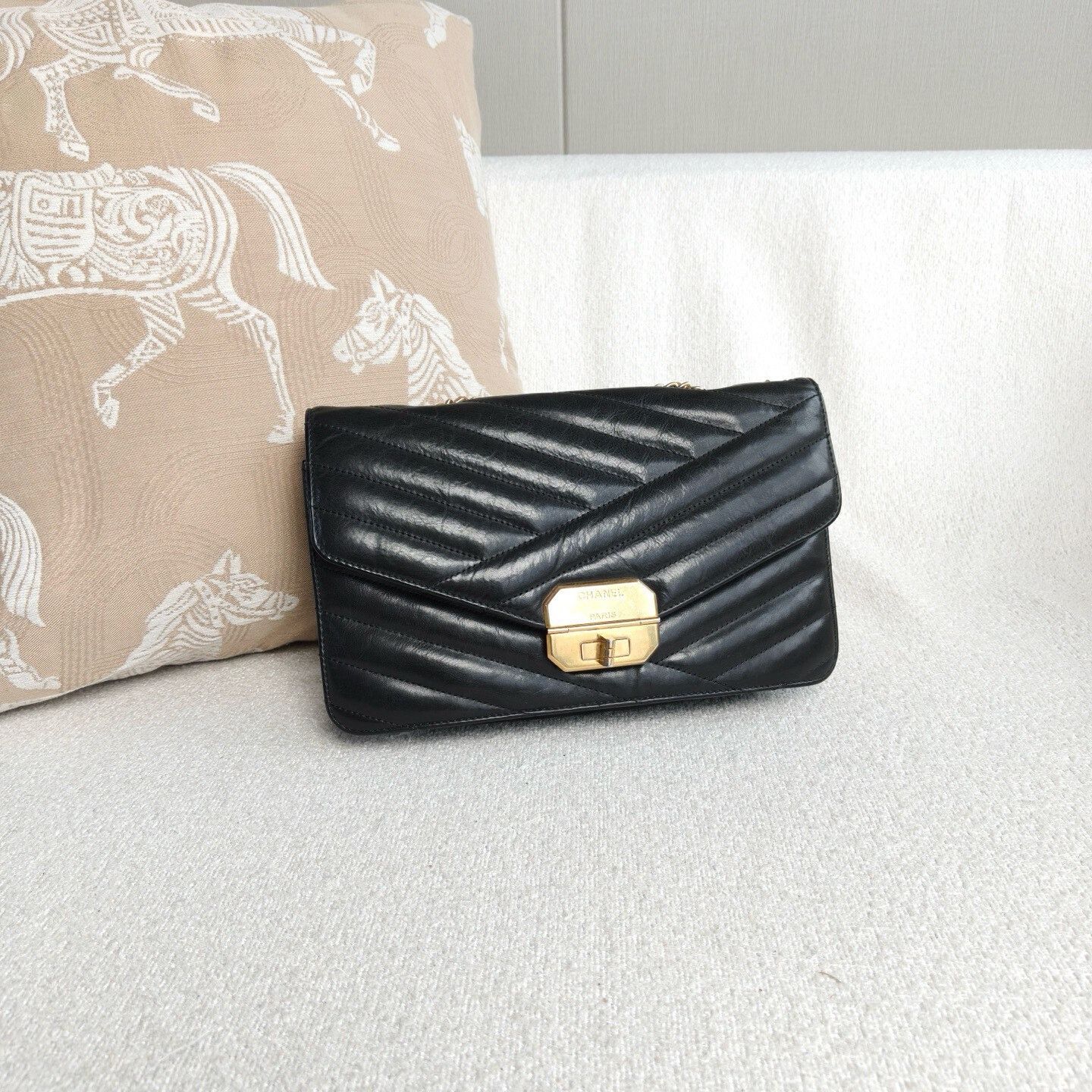 Chanel Pre-loved Bag Very good condition Size ONE SIZE - 6 Thumbnail