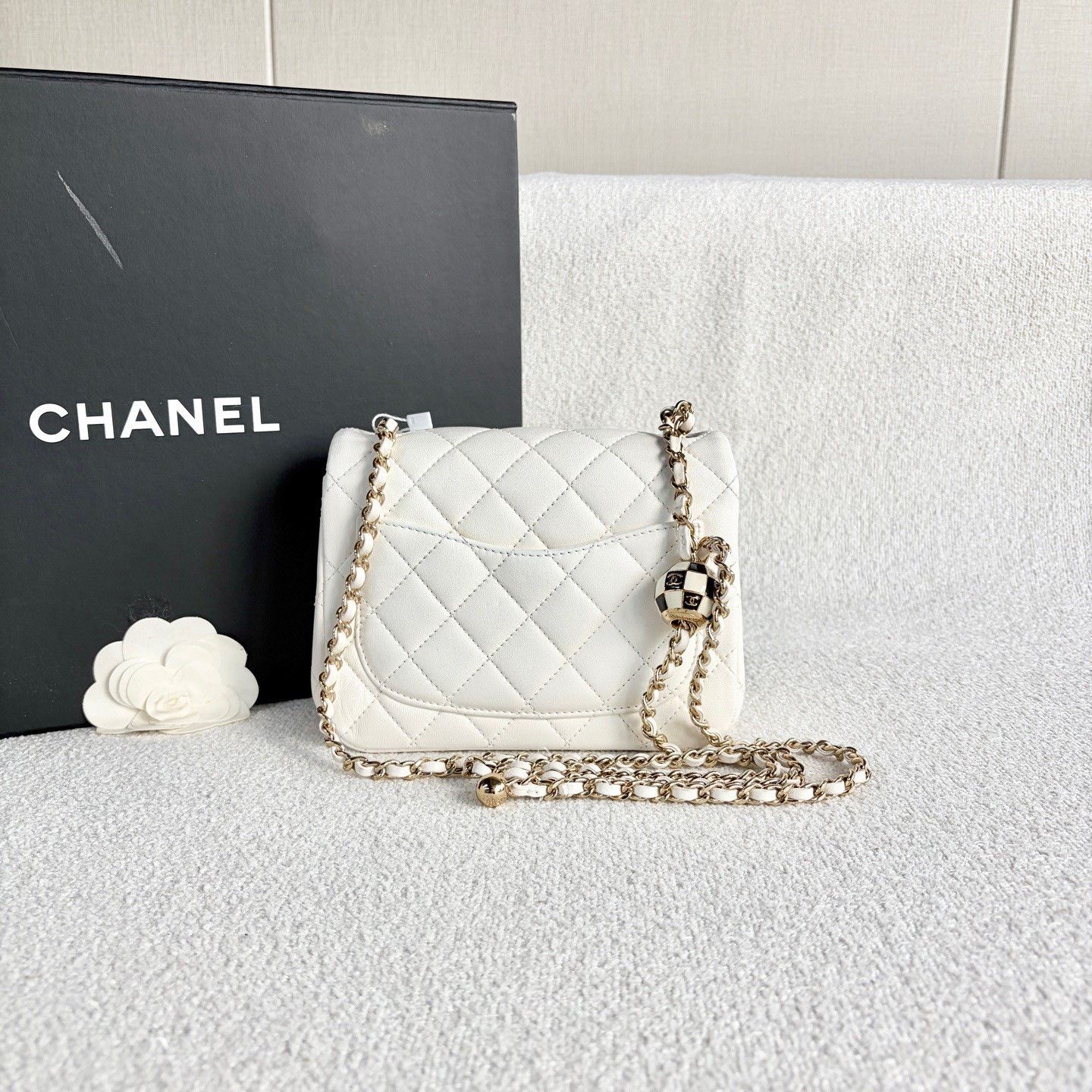Chanel Pre-loved Bag Very good condition Size ONE SIZE - 3 Thumbnail