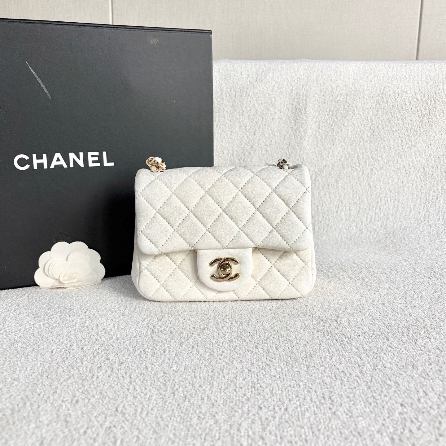 Chanel Pre-loved Bag Very good condition Size ONE SIZE - 2 Thumbnail