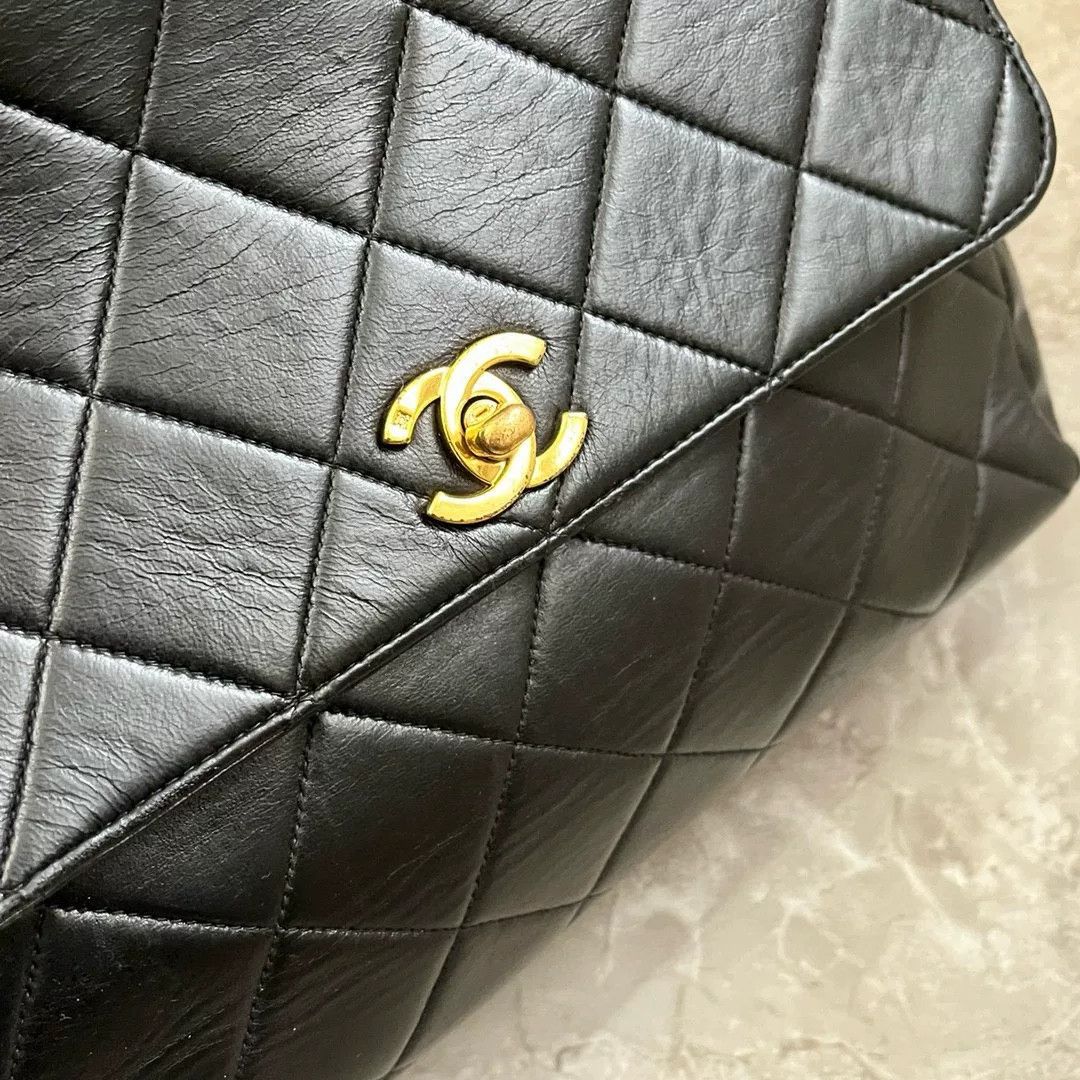 Chanel Pre-loved Bag Very good condition Size ONE SIZE - 4 Thumbnail