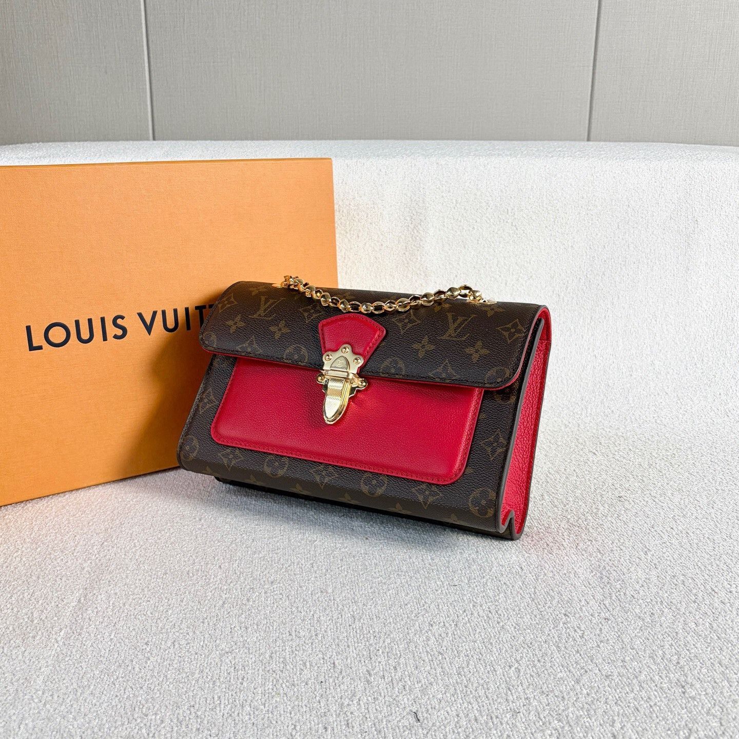 Louis Vuitton Pre-loved Bag Very good condition Size ONE SIZE - 4 Thumbnail