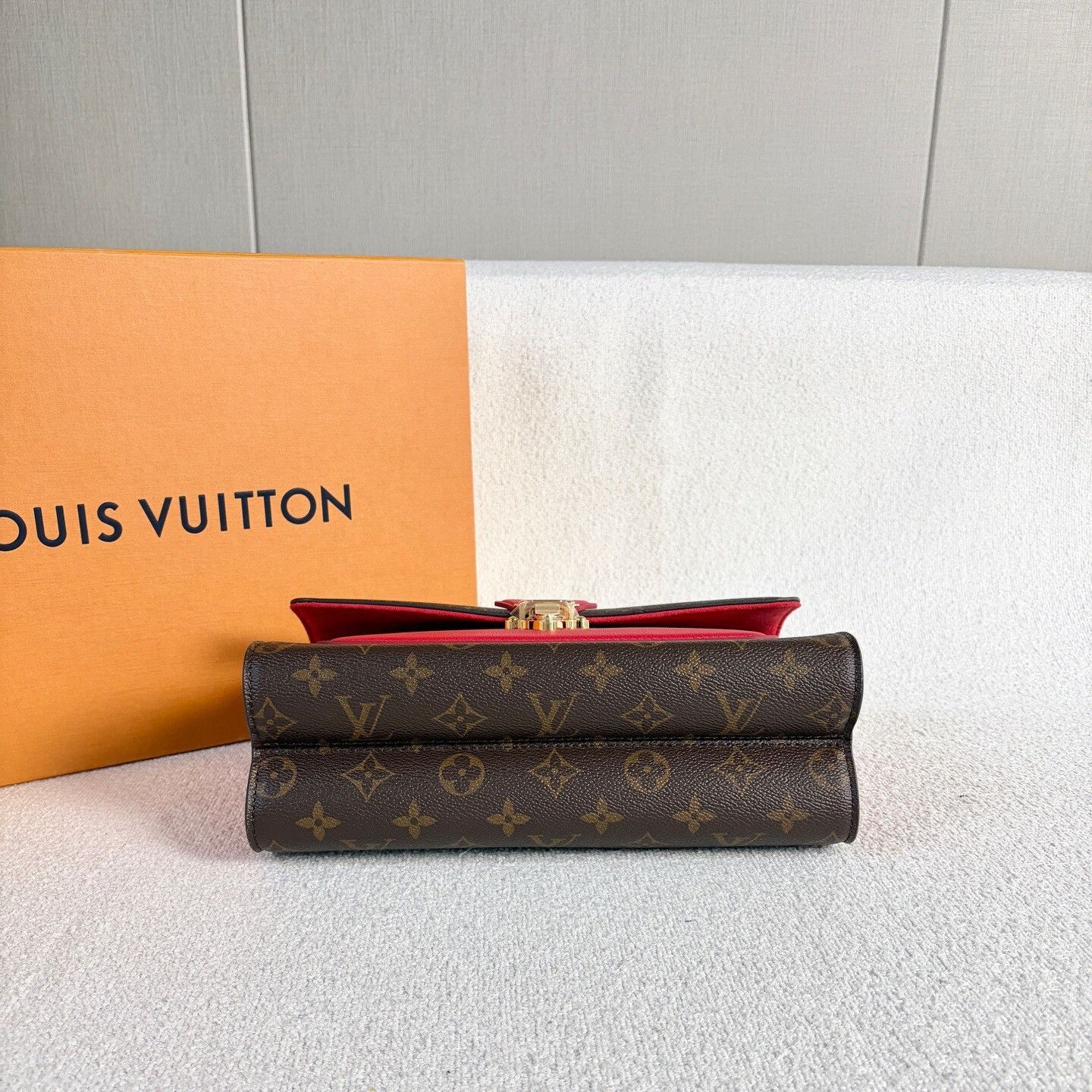 Louis Vuitton Pre-loved Bag Very good condition Size ONE SIZE - 5 Thumbnail