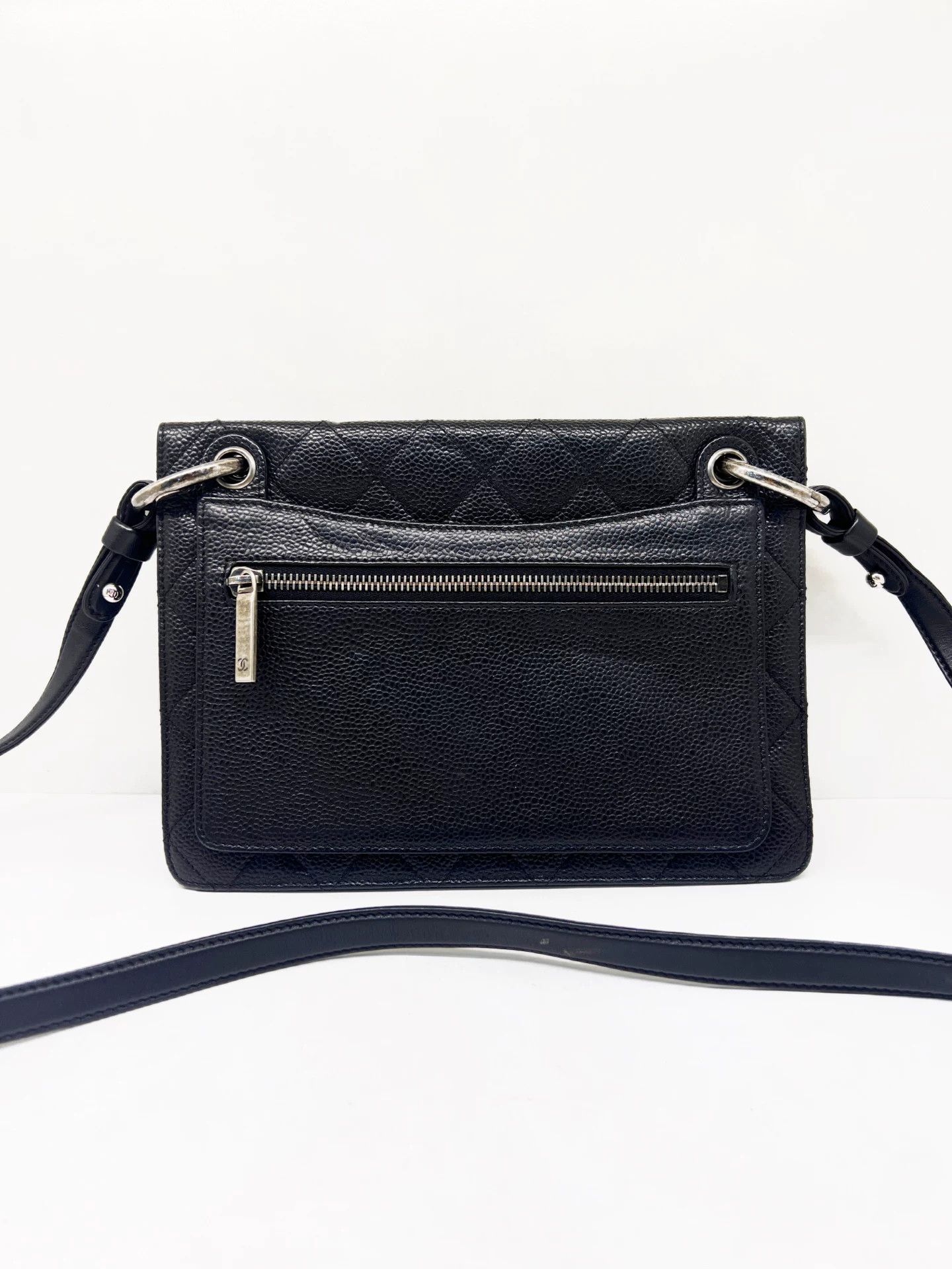Chanel Pre-loved Bag Very good condition Size ONE SIZE - 2 Thumbnail