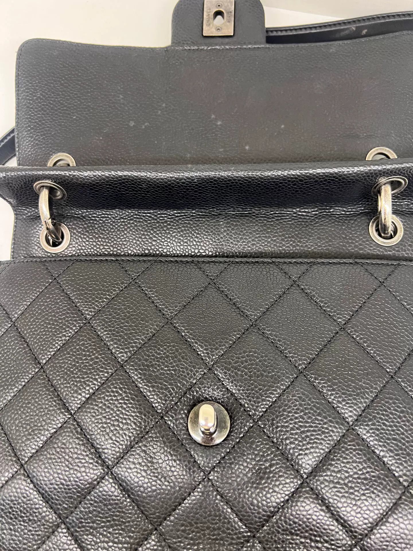 Chanel Pre-loved Bag Very good condition Size ONE SIZE - 8 Thumbnail