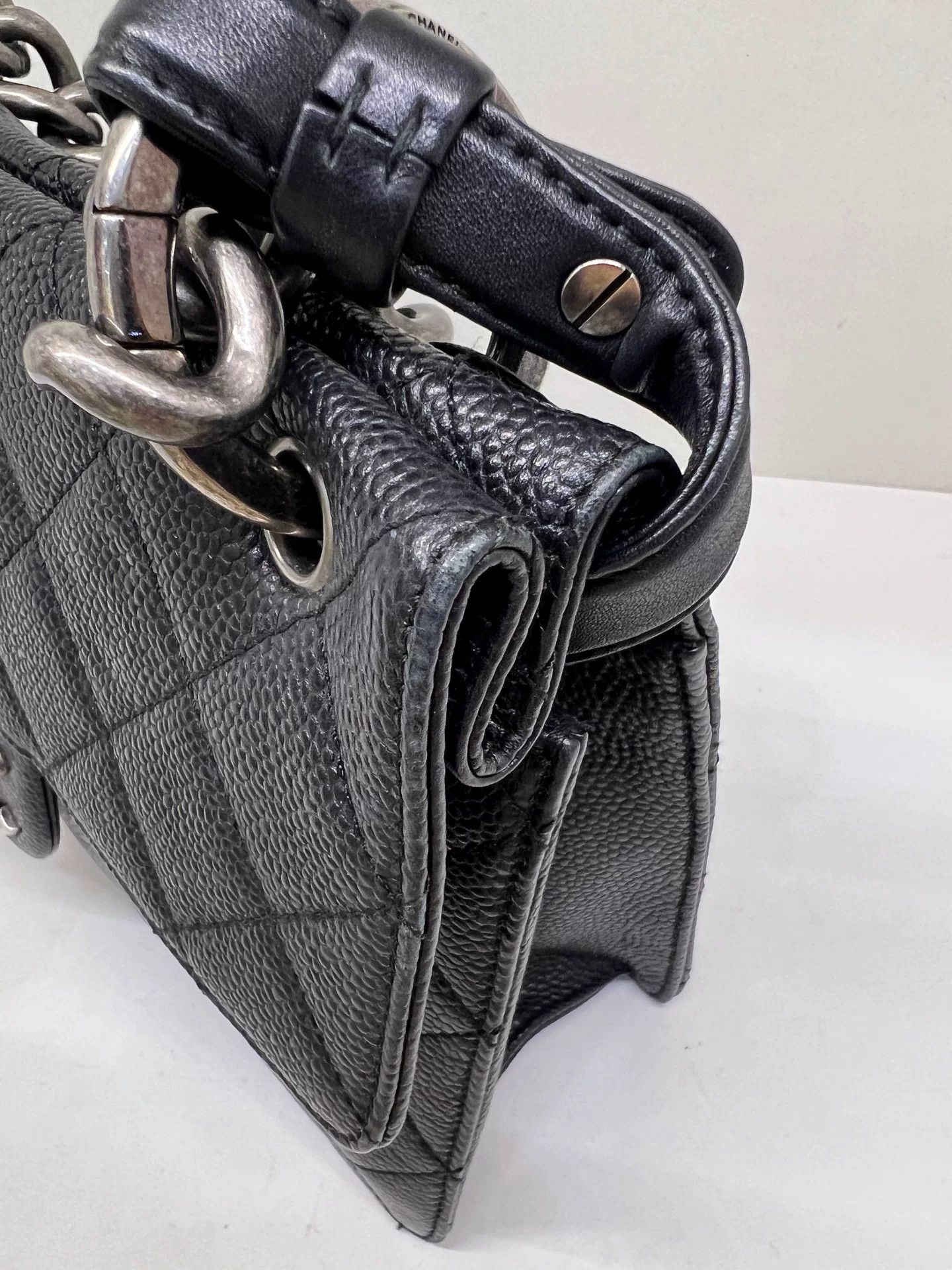Chanel Pre-loved Bag Very good condition Size ONE SIZE - 6 Thumbnail