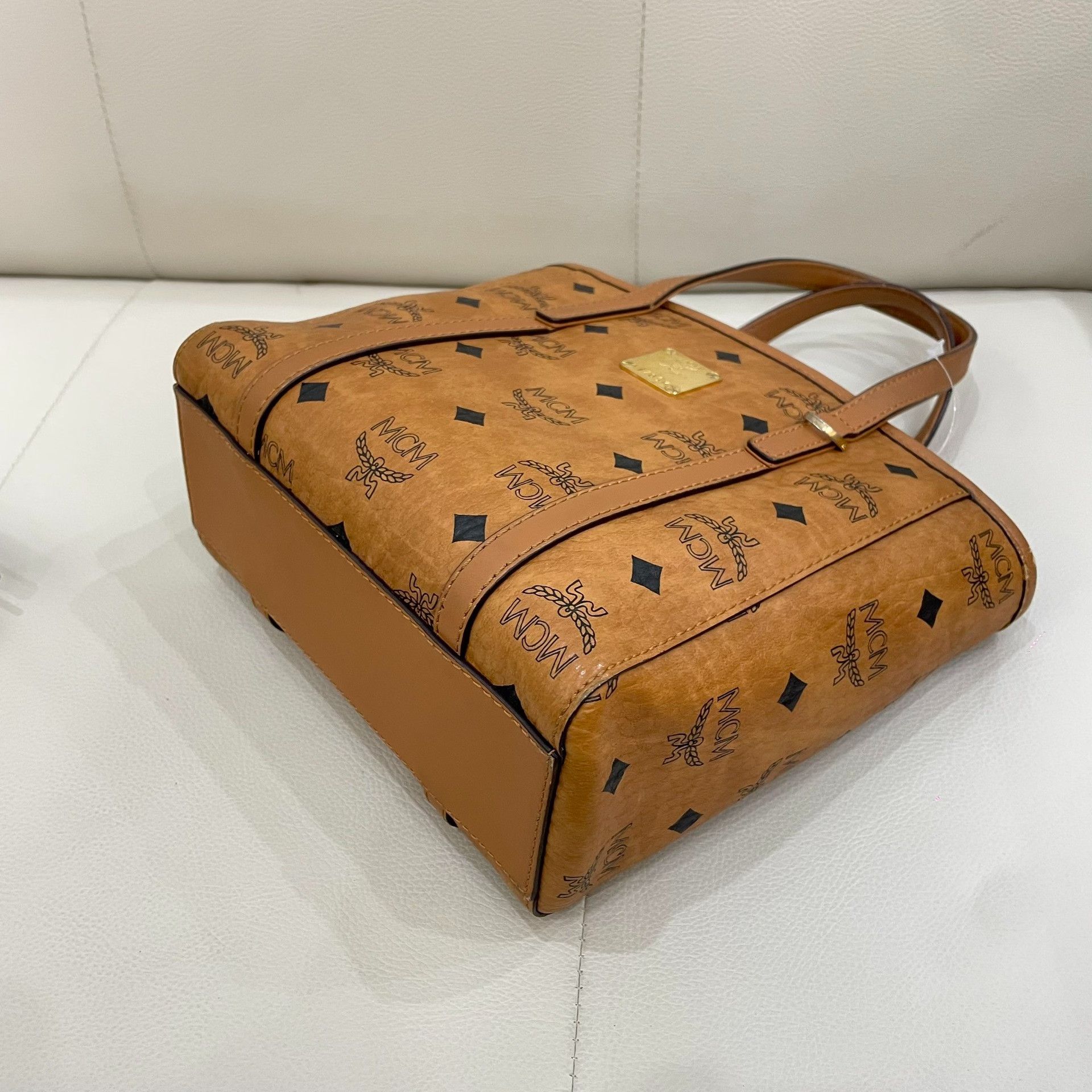 MCM Pre-loved Bag Very good condition Size ONE SIZE - 4 Thumbnail