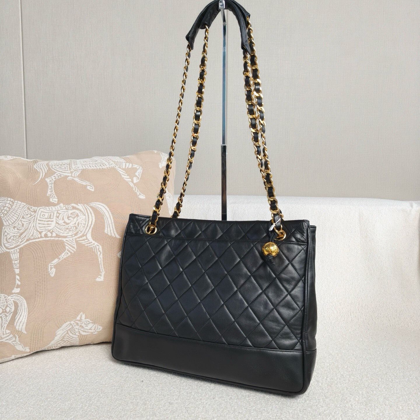 Chanel Pre-loved Bag Very good condition Size ONE SIZE - 6 Thumbnail