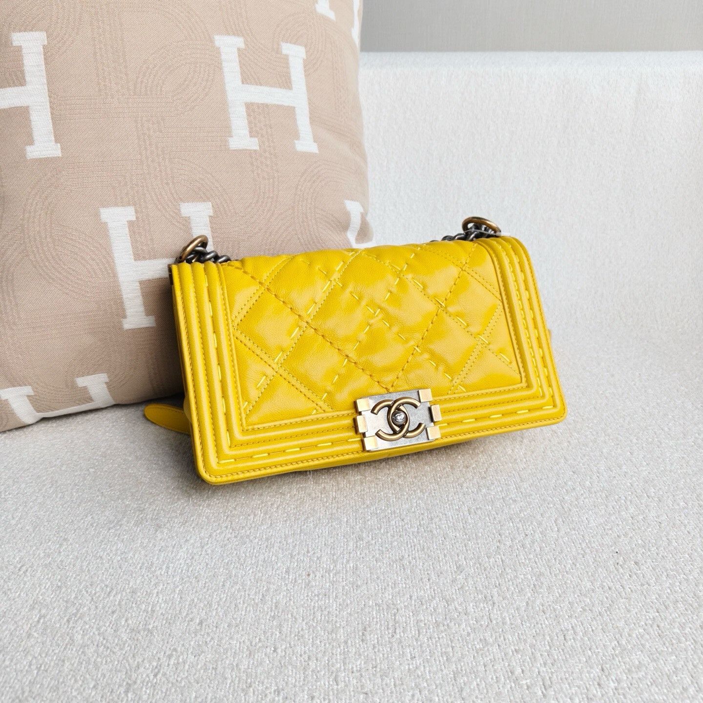 Chanel Pre-loved Bag Very good condition Size ONE SIZE - 6 Thumbnail