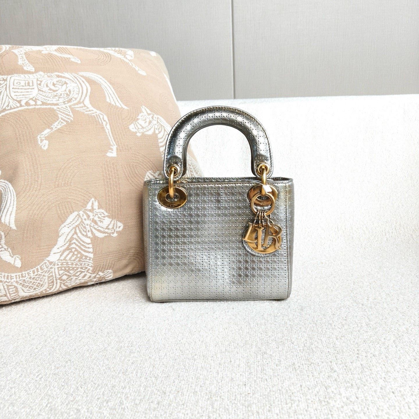 Dior Pre-loved Bag Very good condition Size ONE SIZE - 2 Thumbnail
