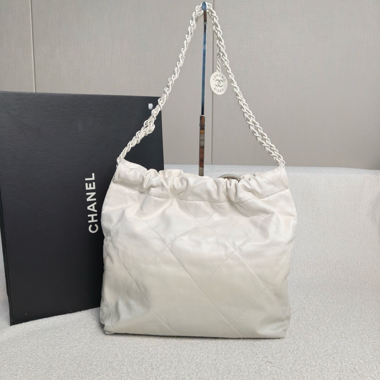 Chanel Pre-loved Bag Very good condition Size ONE SIZE - 3 Thumbnail