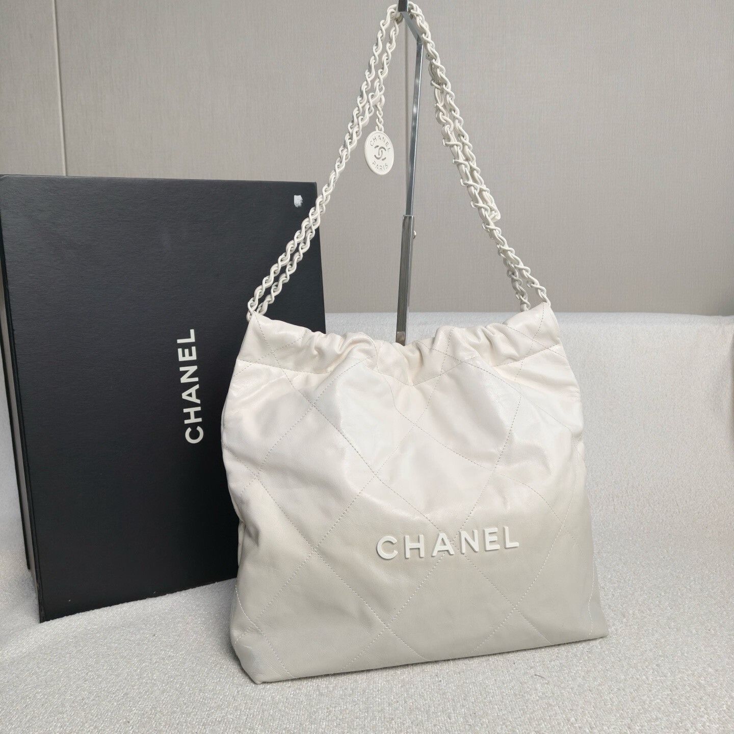 Chanel Pre-loved Bag Very good condition Size ONE SIZE - 6 Thumbnail