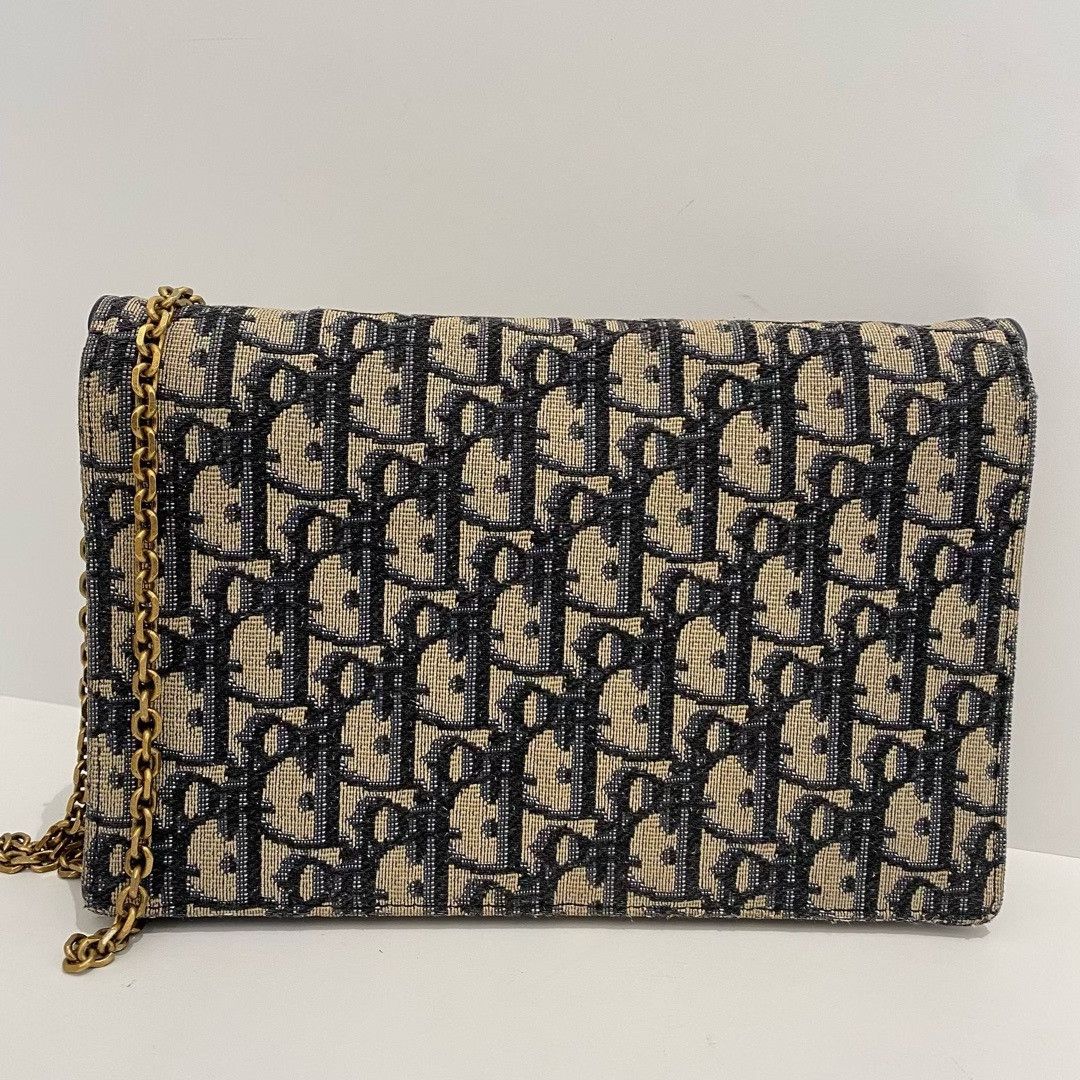 Dior Pre-loved Bag Very good condition Size ONE SIZE - 4 Thumbnail