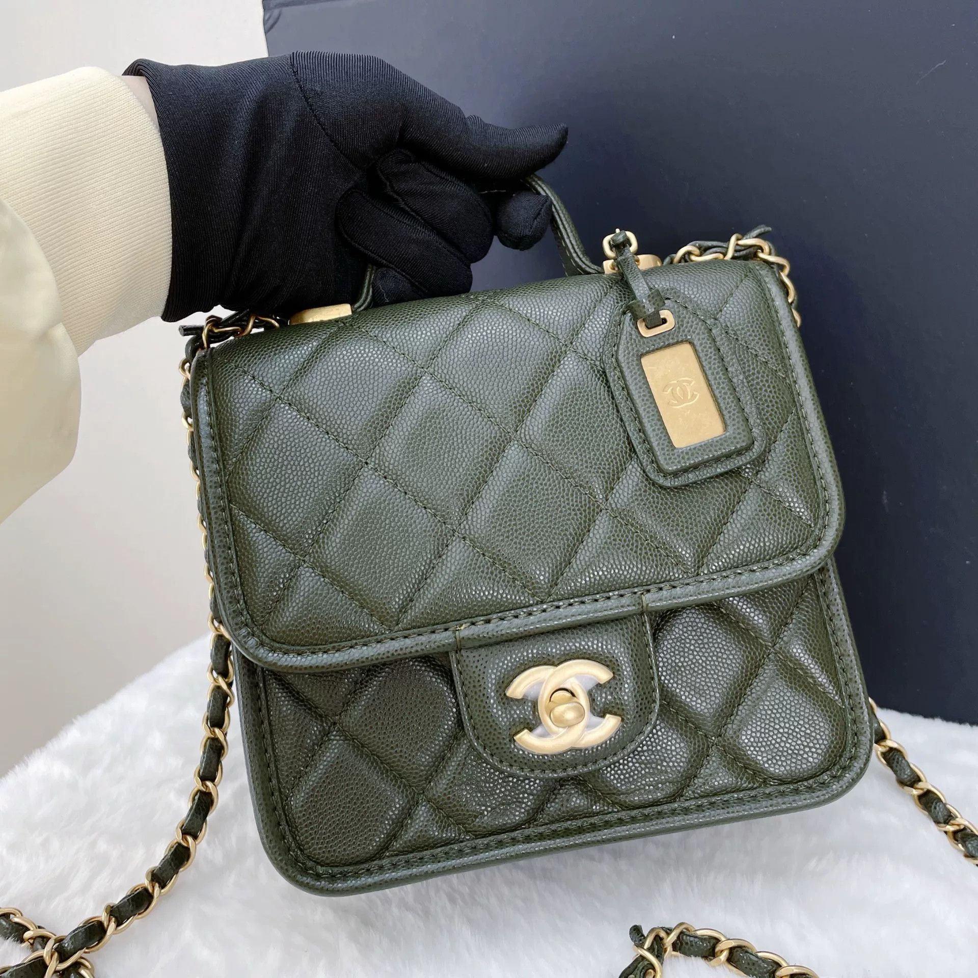 Chanel Pre-loved Bag Very good condition Size ONE SIZE - 7 Thumbnail