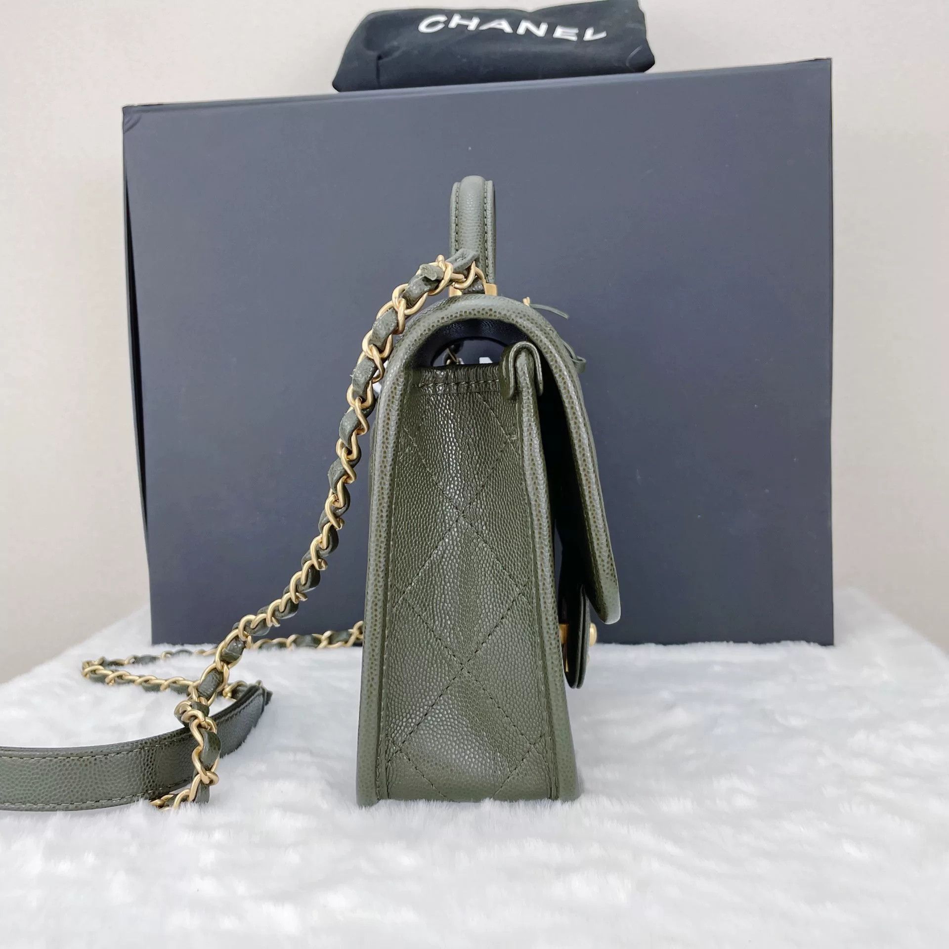 Chanel Pre-loved Bag Very good condition Size ONE SIZE - 3 Thumbnail