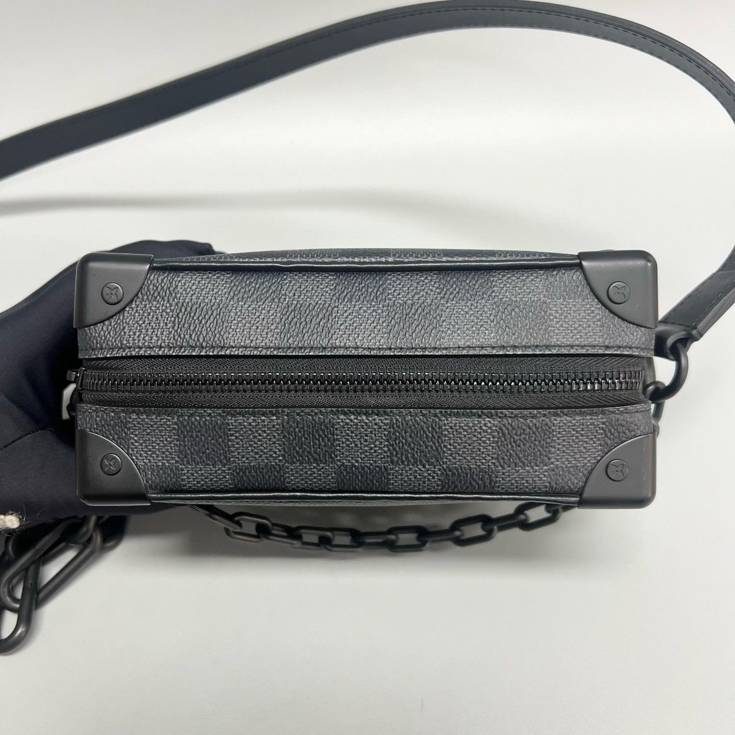 Louis Vuitton Pre-loved Bag Very good condition Size ONE SIZE - 8 Thumbnail