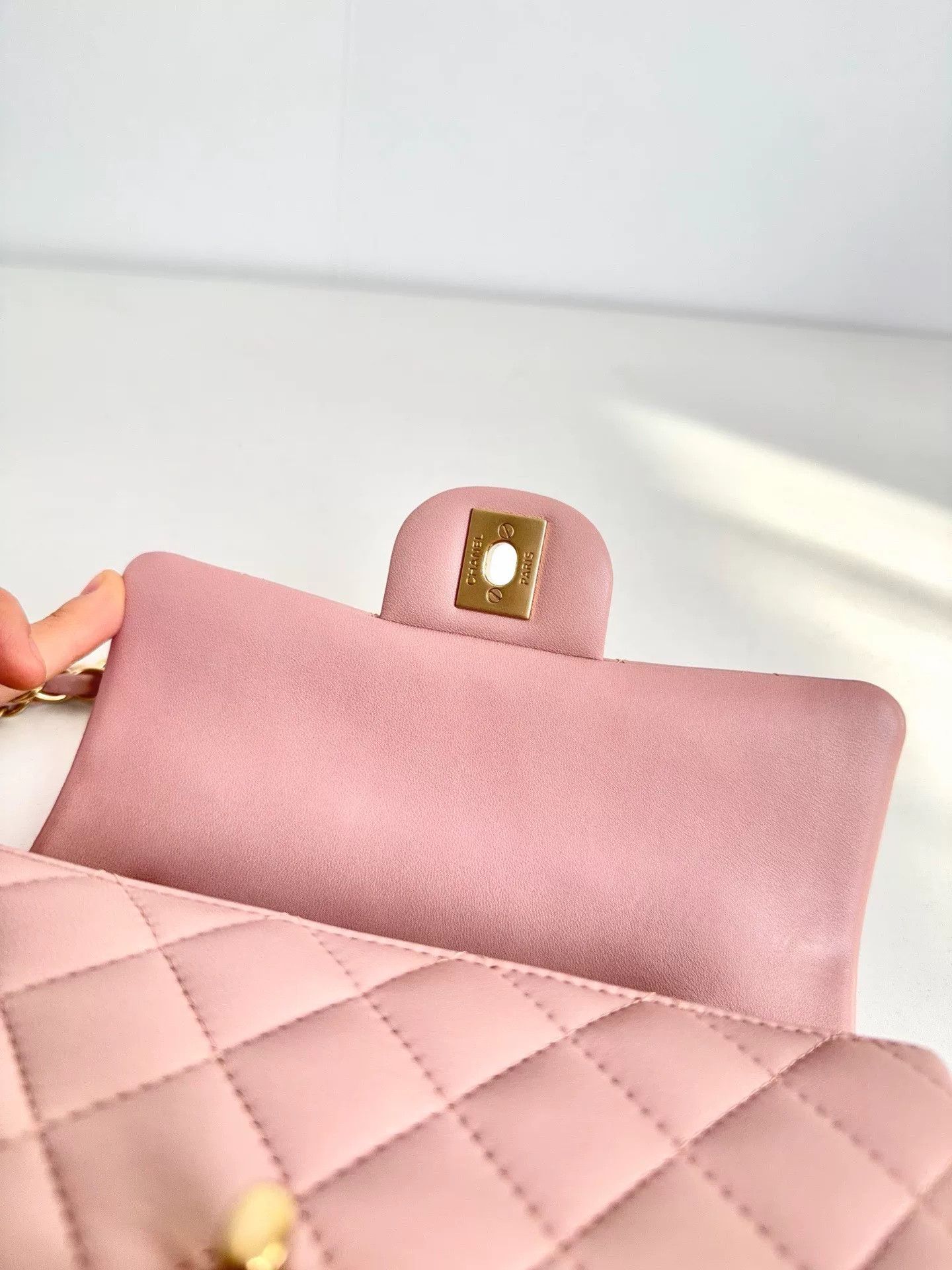 Chanel Pre-loved Bag Very good condition Size ONE SIZE - 8 Thumbnail