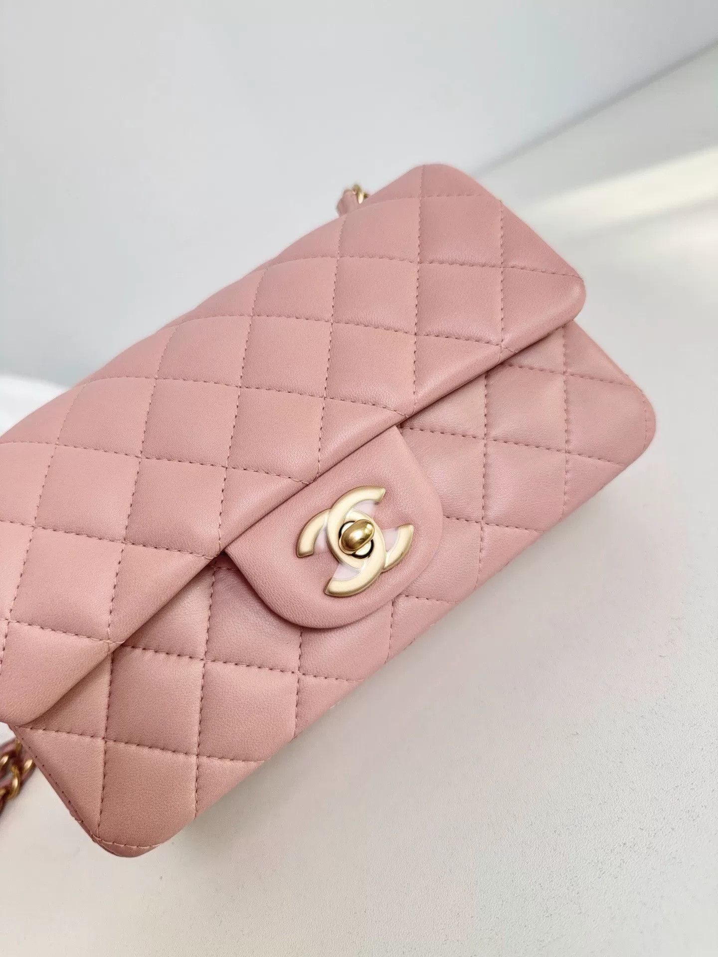 Chanel Pre-loved Bag Very good condition Size ONE SIZE - 7 Thumbnail