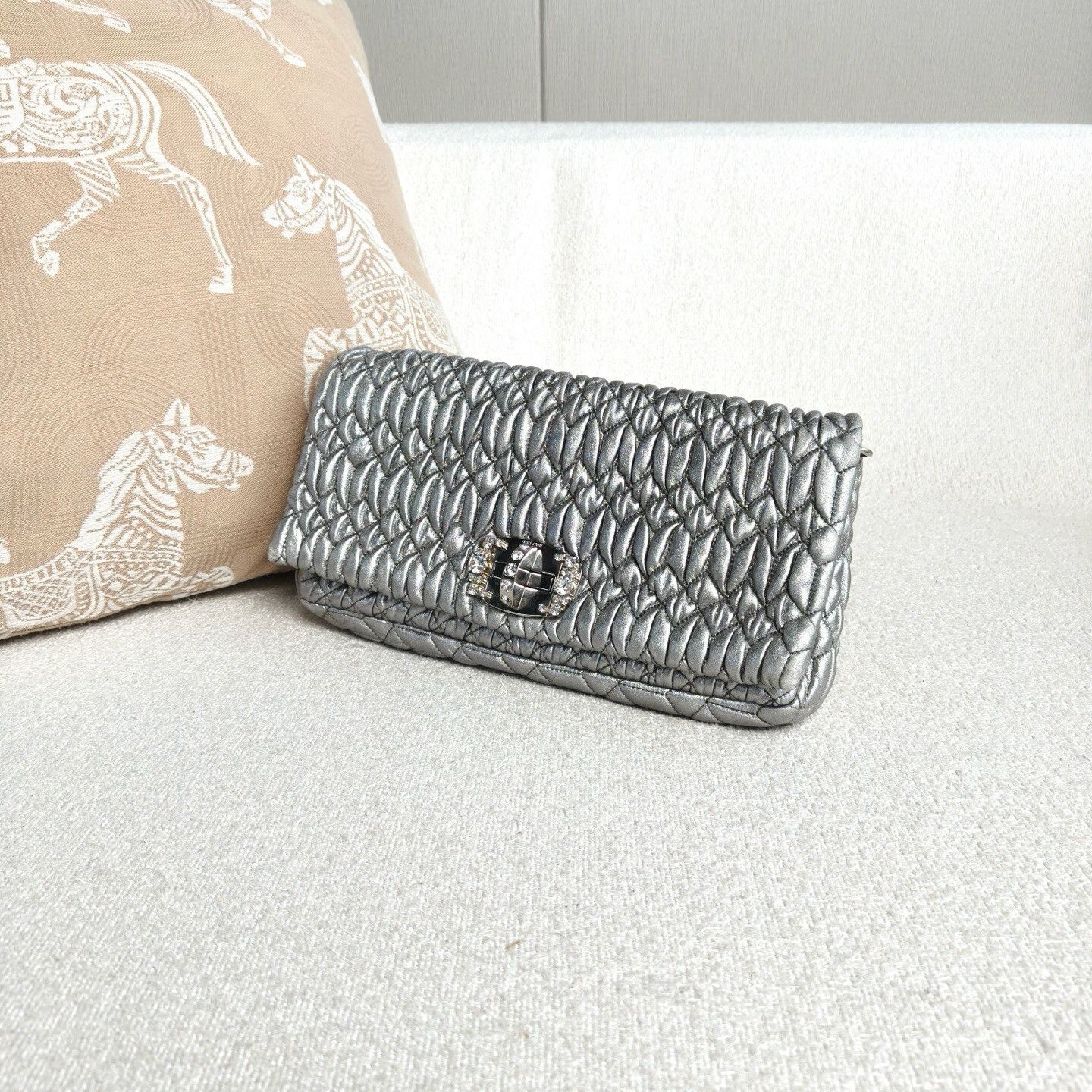 Miu Miu Pre-loved Bag Very good condition Size ONE SIZE - 4 Thumbnail