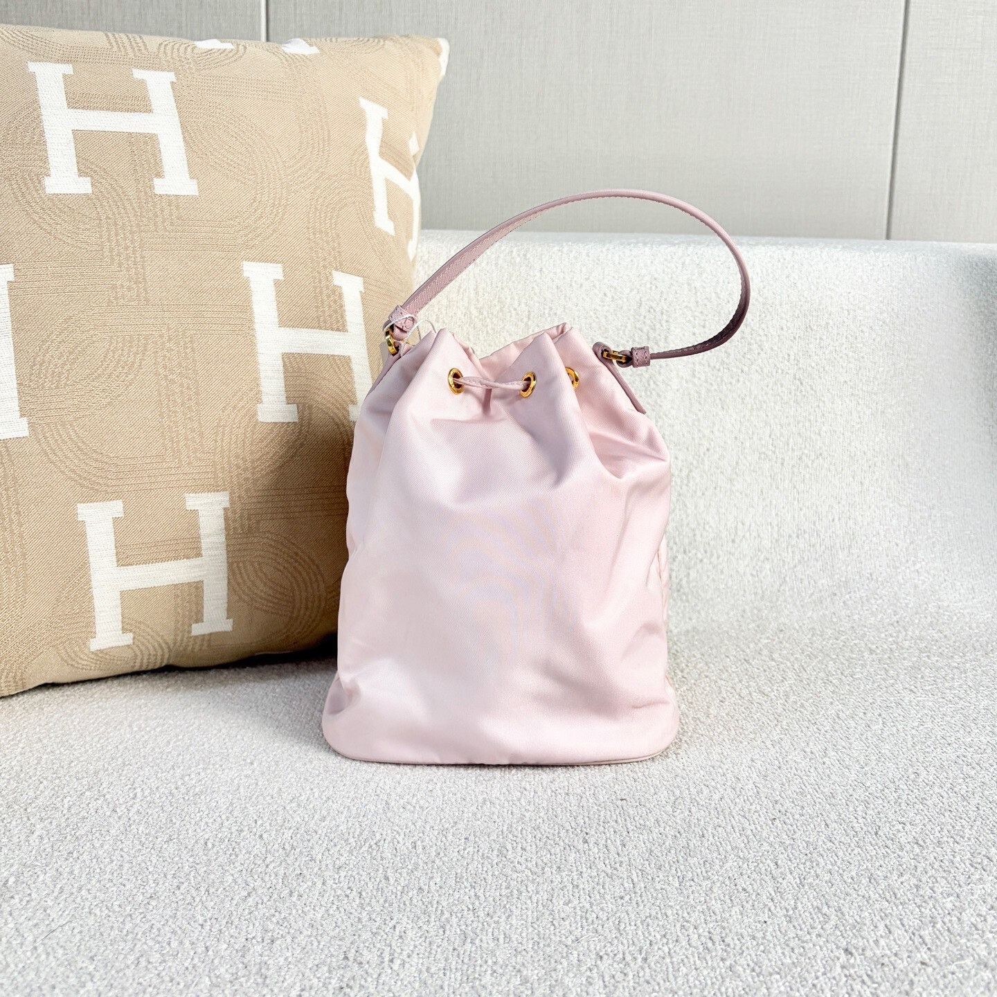 Prada Pre-loved Bag Very good condition Size ONE SIZE - 3 Thumbnail