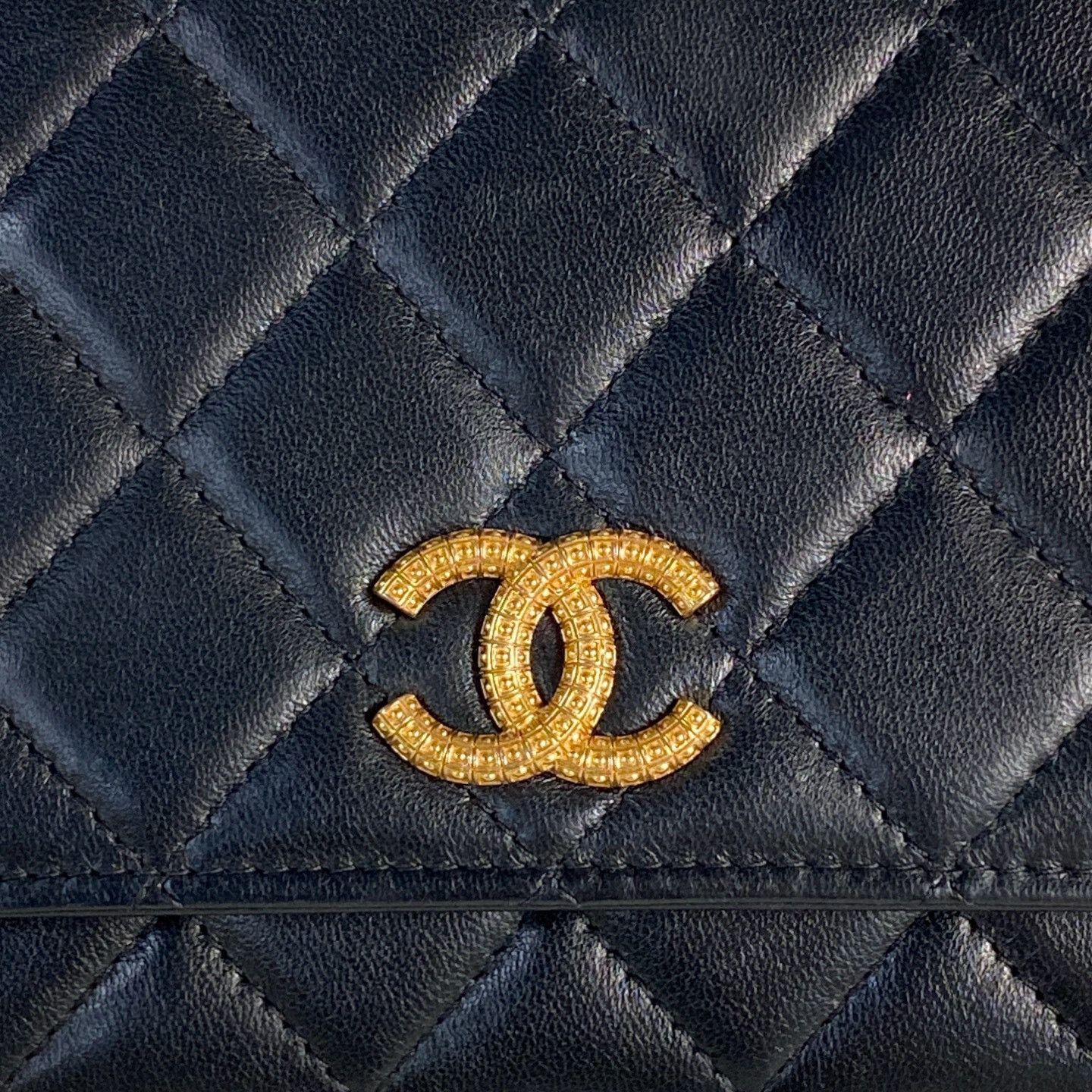 Chanel Pre-loved Bag Very good condition Size ONE SIZE - 5 Thumbnail
