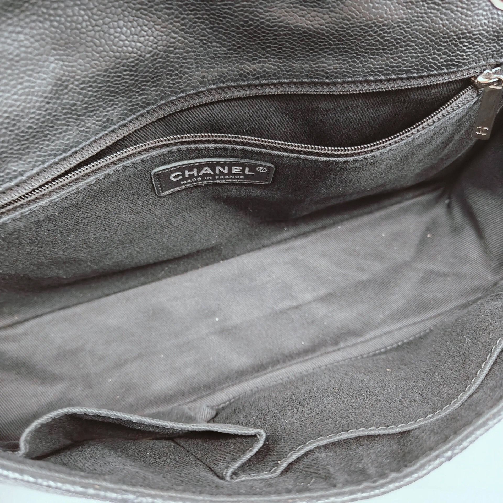 Chanel Pre-loved Bag Very good condition Size ONE SIZE - 9 Thumbnail
