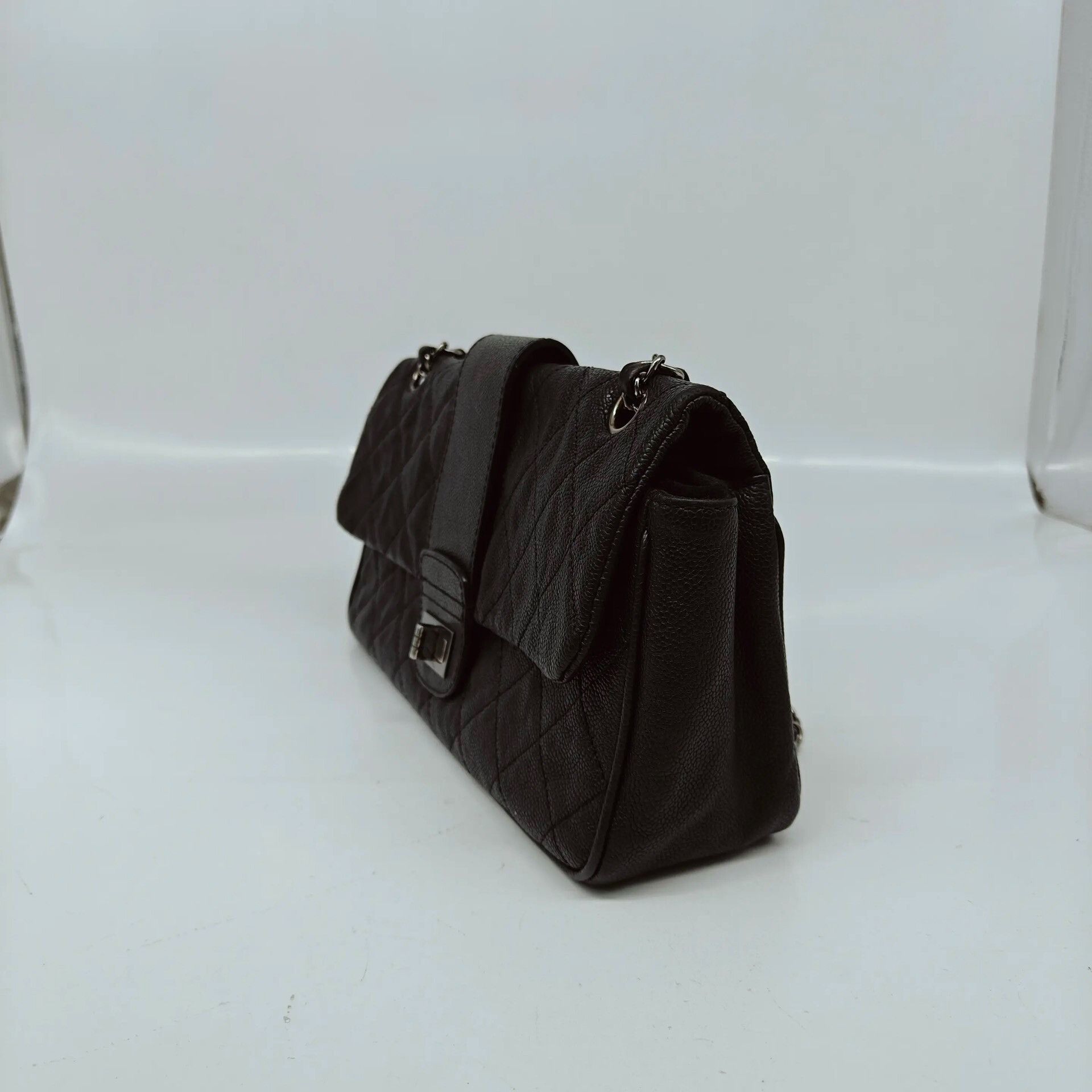 Chanel Pre-loved Bag Very good condition Size ONE SIZE - 2 Thumbnail