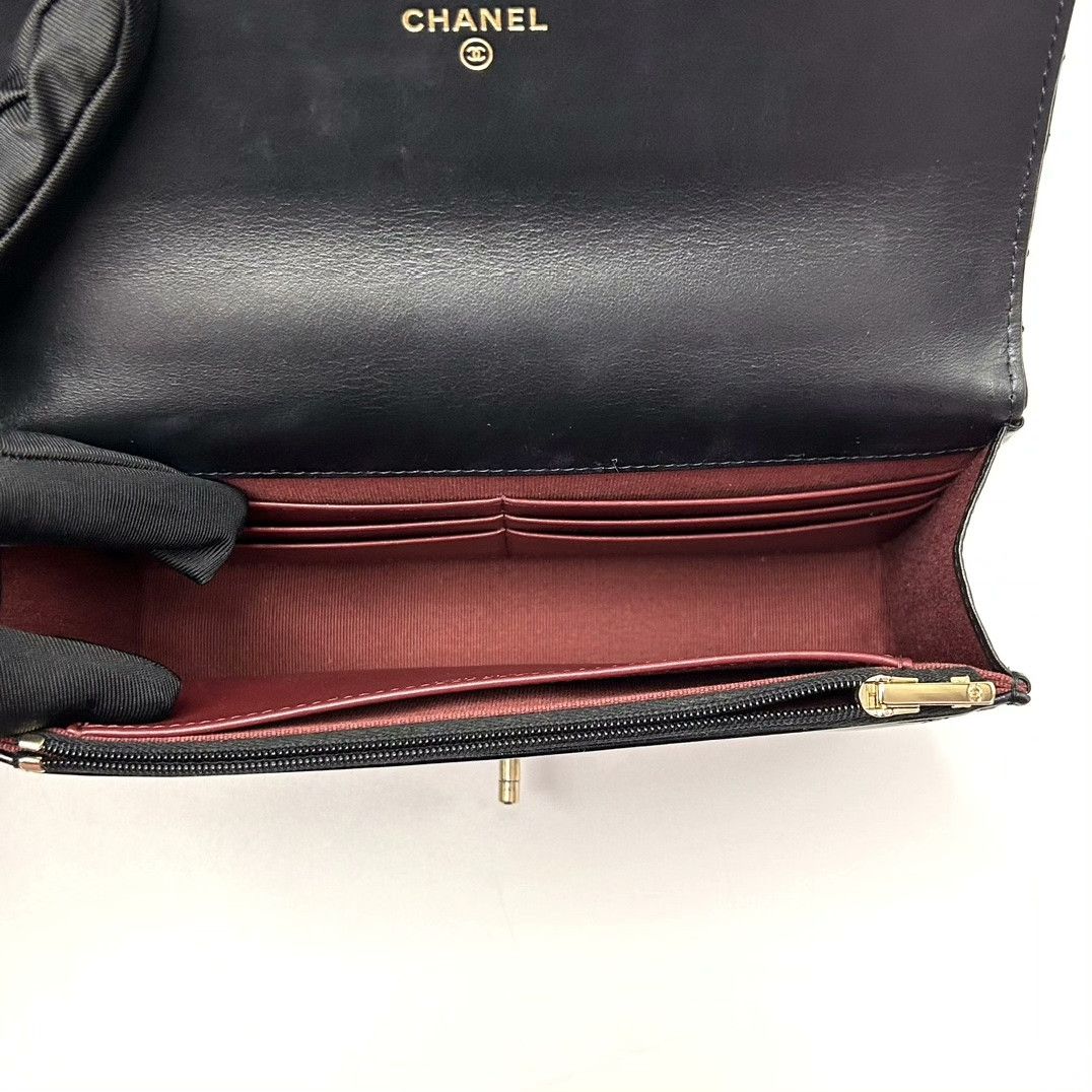 Chanel Pre-loved Bag Very good condition Size ONE SIZE - 6 Thumbnail